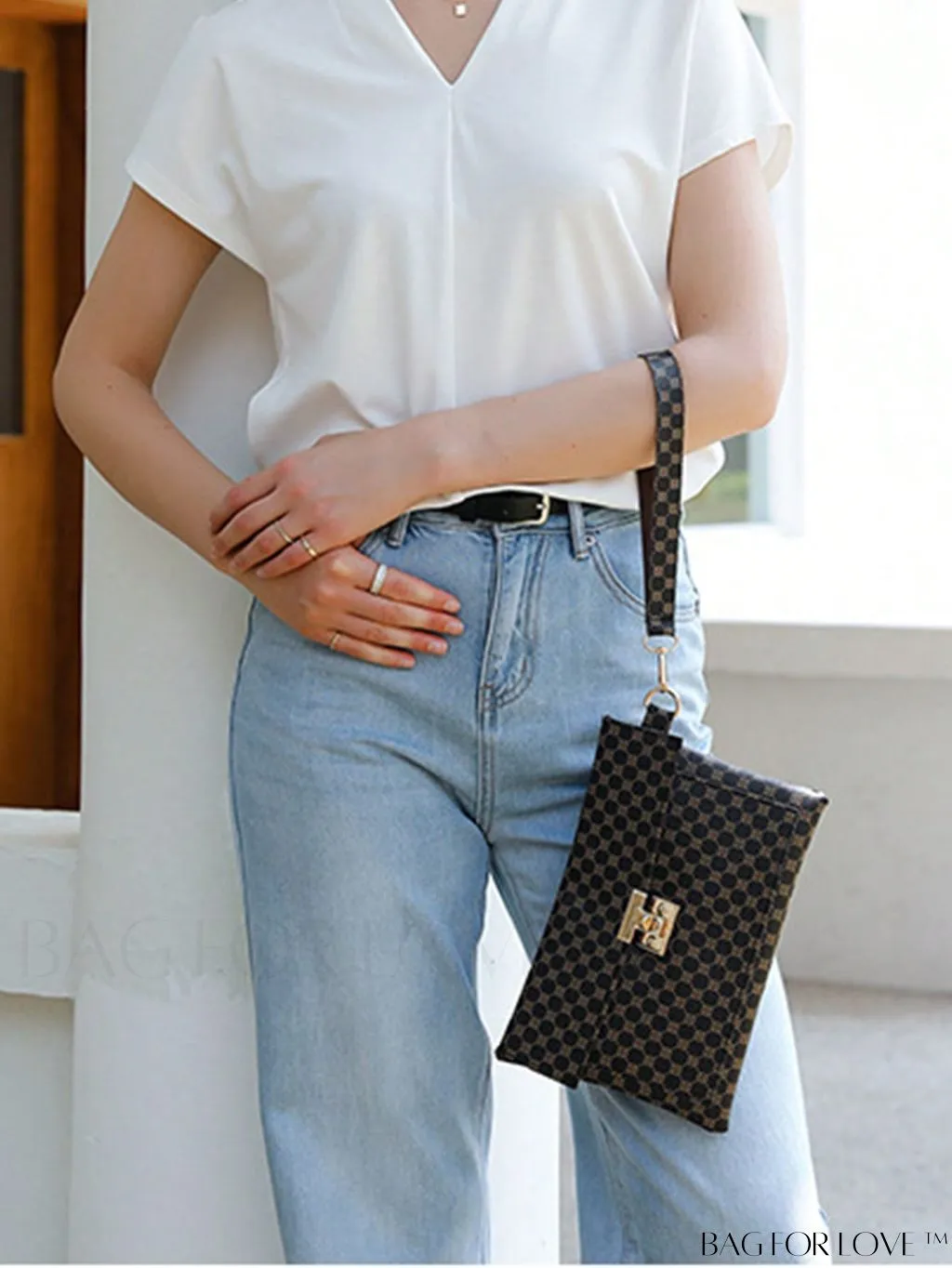 BagForLove - Compact Geometric Envelope Bag with Stylish Metal Accents