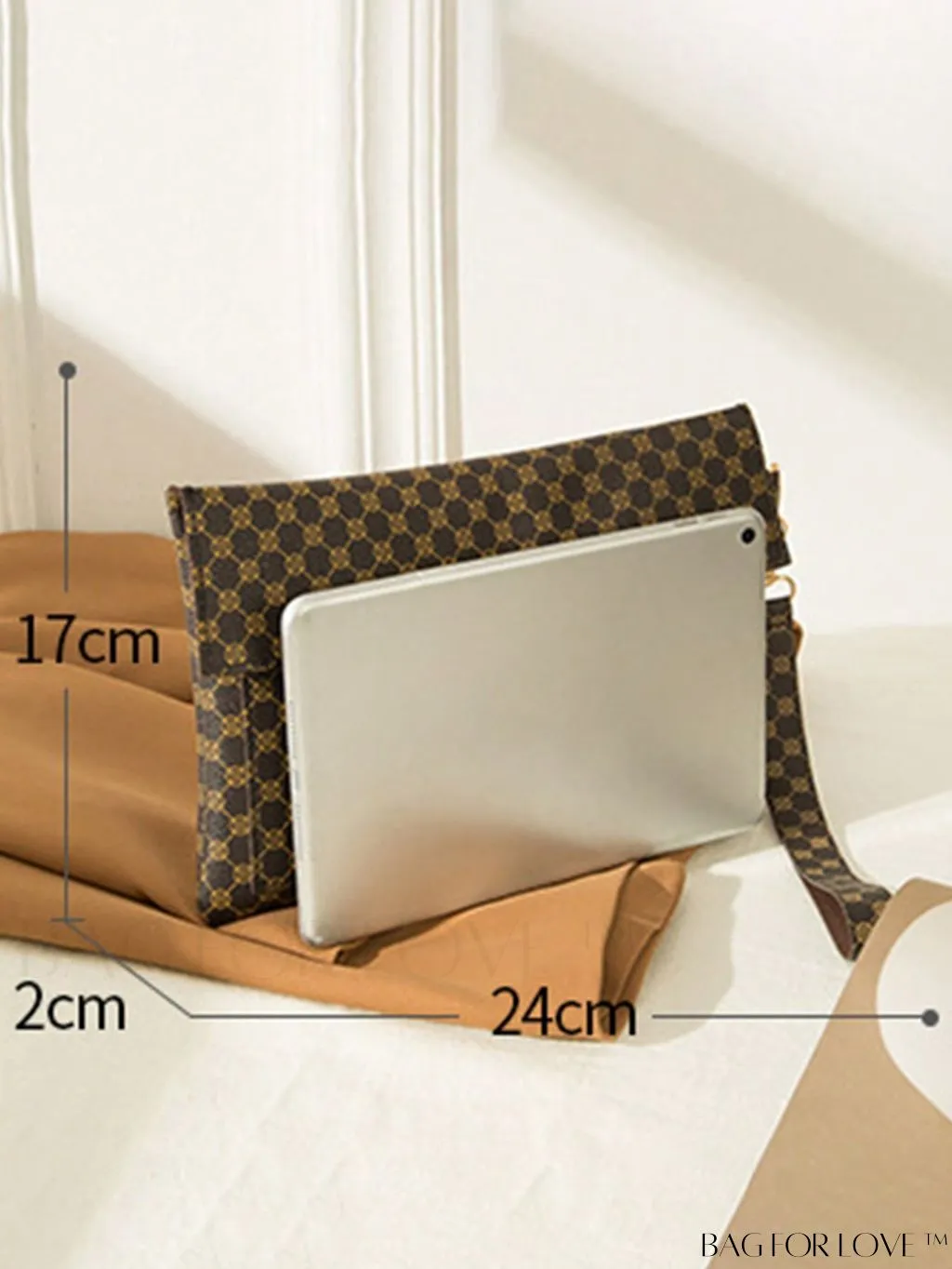 BagForLove - Compact Geometric Envelope Bag with Stylish Metal Accents