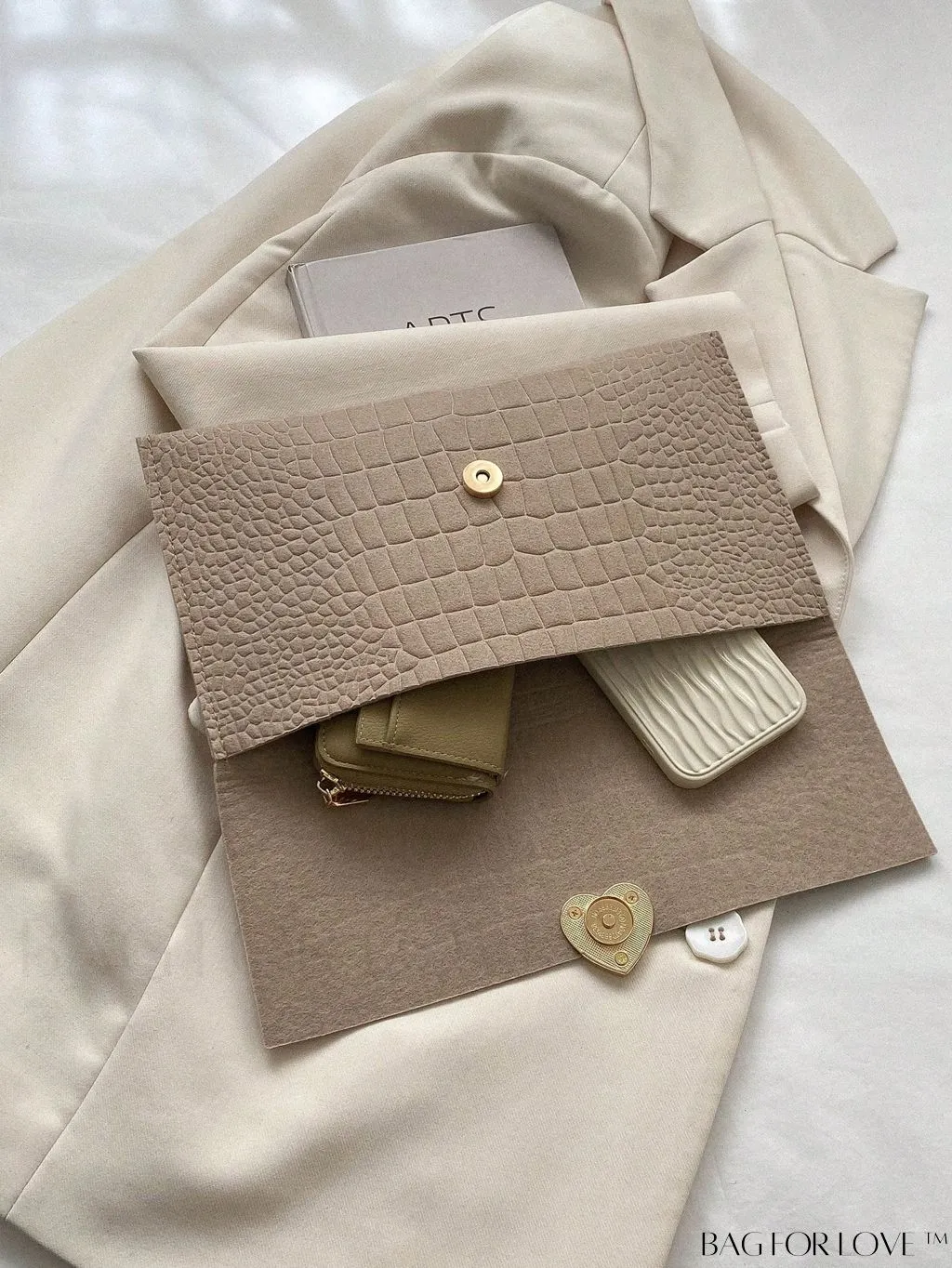 BagForLove - Crocodile Embossed Envelope Bag with Stylish Metal Heart Accent