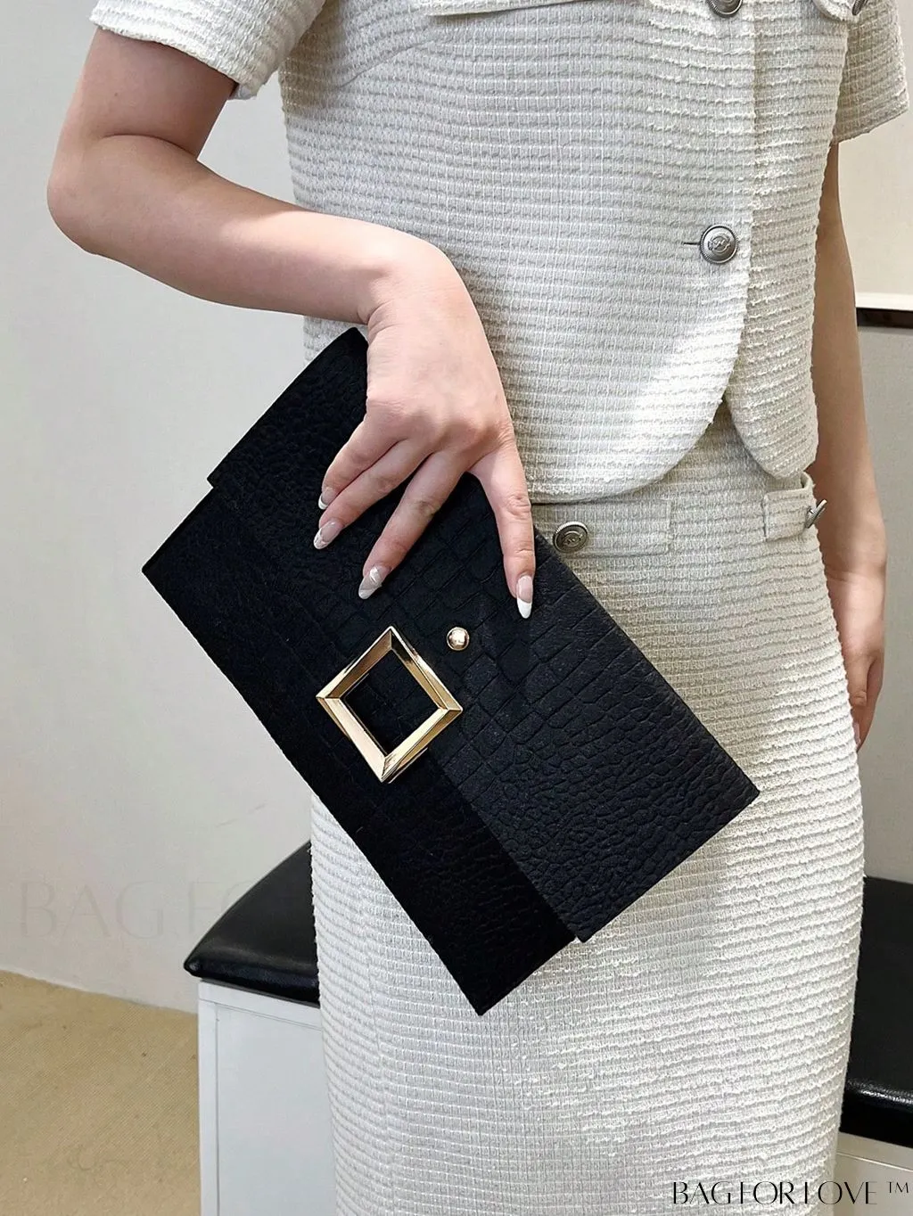 BagForLove - Crocodile-Embossed Metal Envelope Bag in Black: Elegant and Stylish