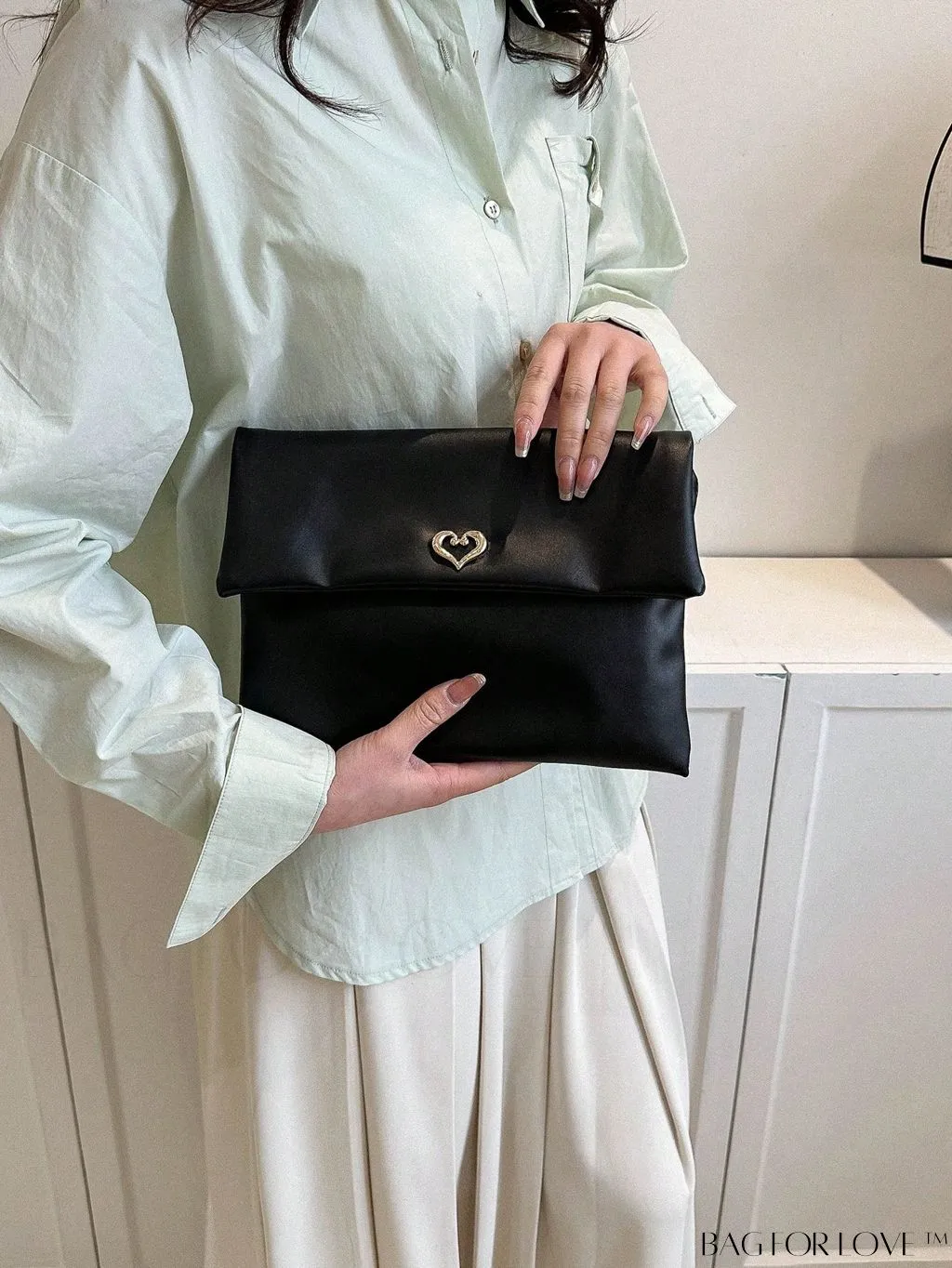 BagForLove - Plain Heart Decor PU Envelope Bag
