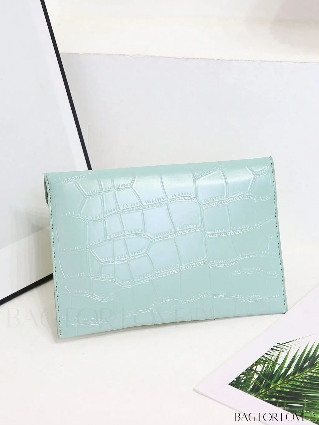 BagForLove - PURSE: Sleek Geometric Envelope Bag with Graphic Motif