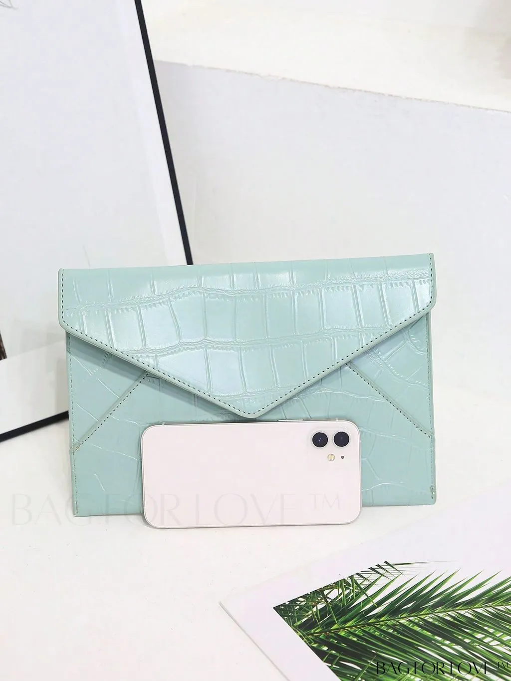 BagForLove - PURSE: Sleek Geometric Envelope Bag with Graphic Motif