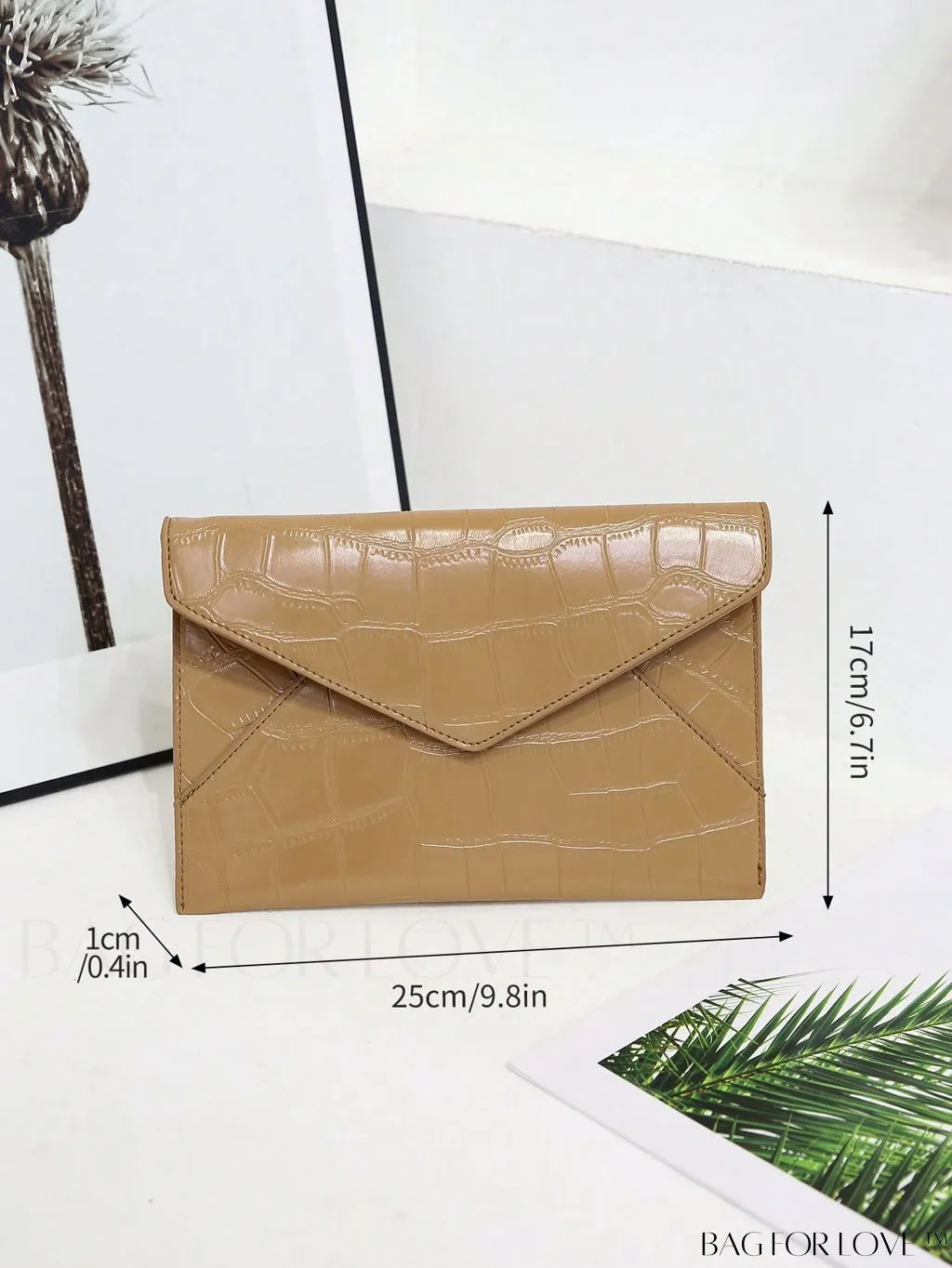 BagForLove - PURSE: Sleek Geometric Envelope Bag with Graphic Motif