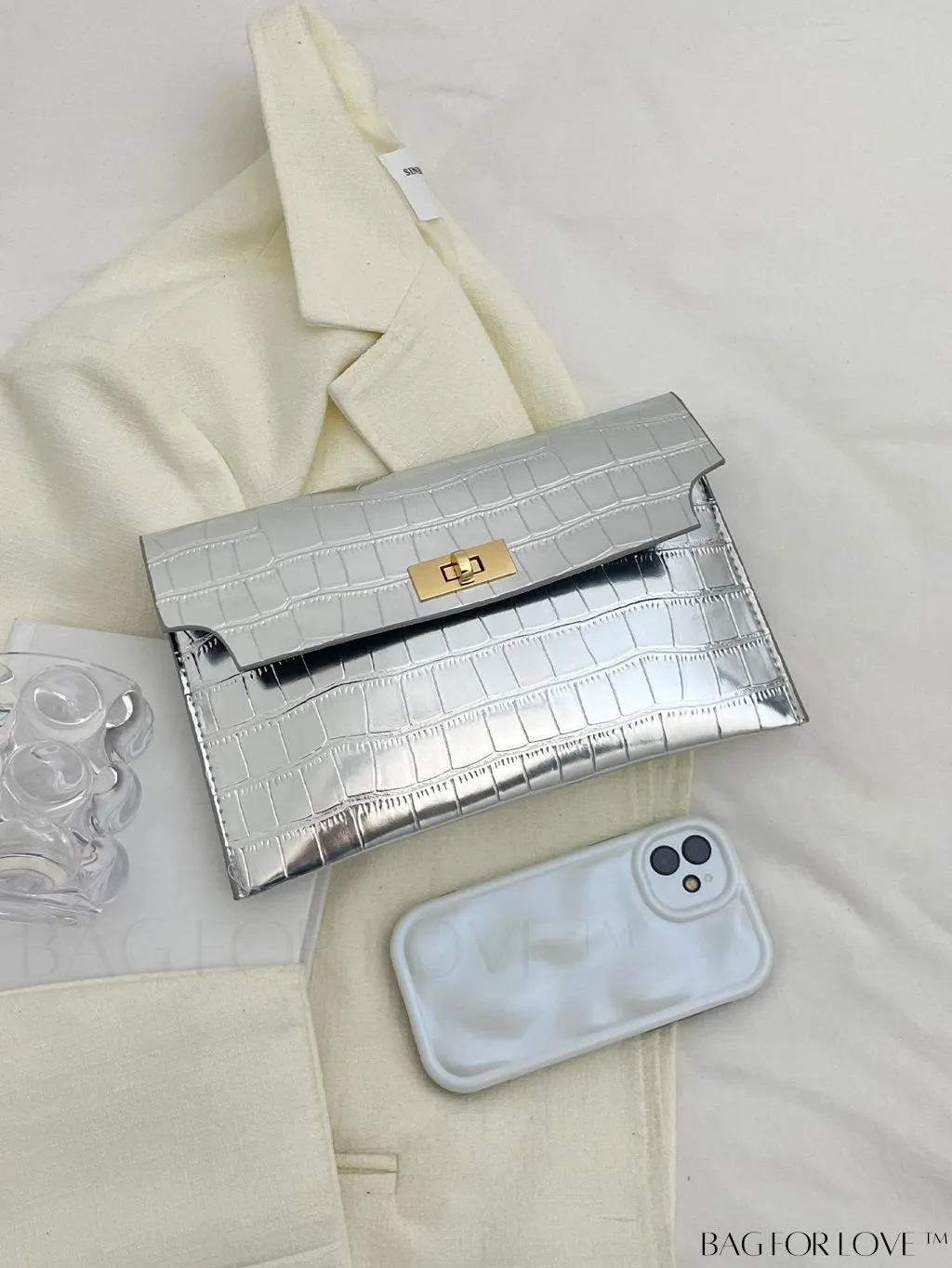 BagForLove - Silver Crocodile-Embossed Envelope Clutch Bag: A Fashionable Statement Piece