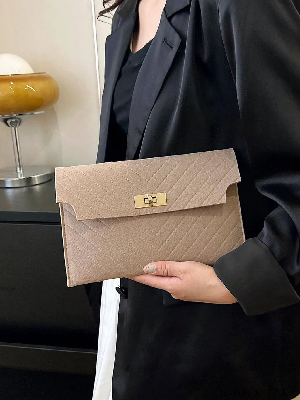 BagForLove - Stylish Envelope Clutch Bag with Chevron Pattern and Solid Color