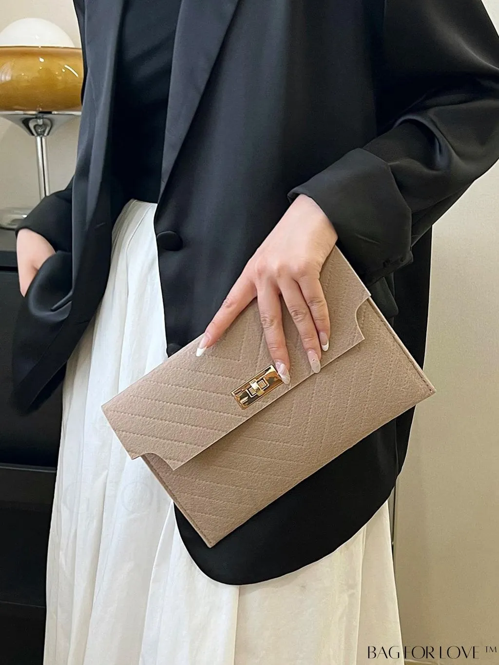 BagForLove - Stylish Envelope Clutch Bag with Chevron Pattern and Solid Color
