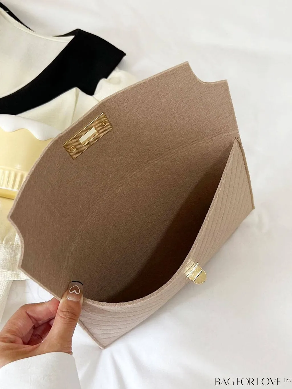 BagForLove - Stylish Envelope Clutch Bag with Chevron Pattern and Solid Color