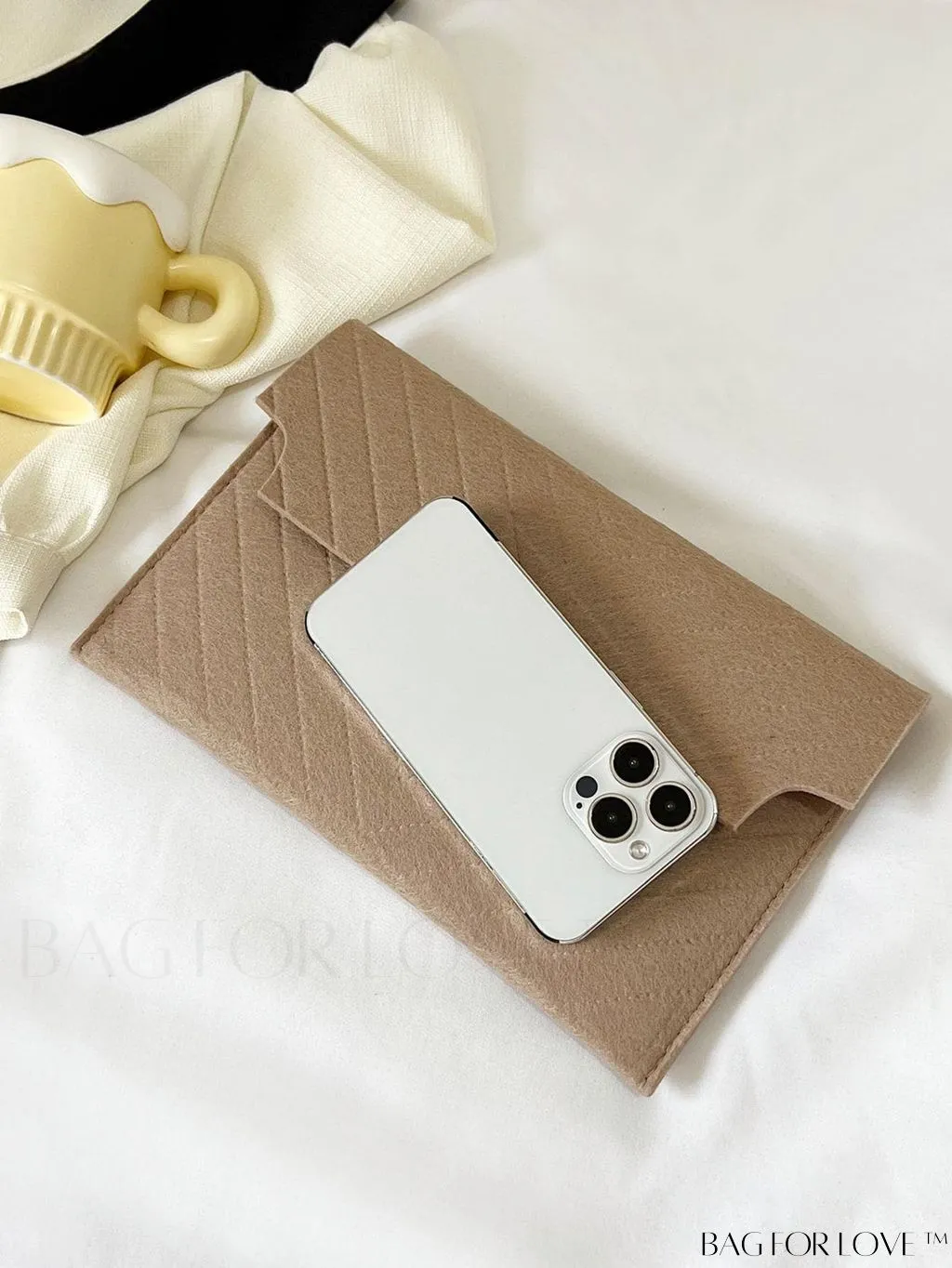 BagForLove - Stylish Envelope Clutch Bag with Chevron Pattern and Solid Color