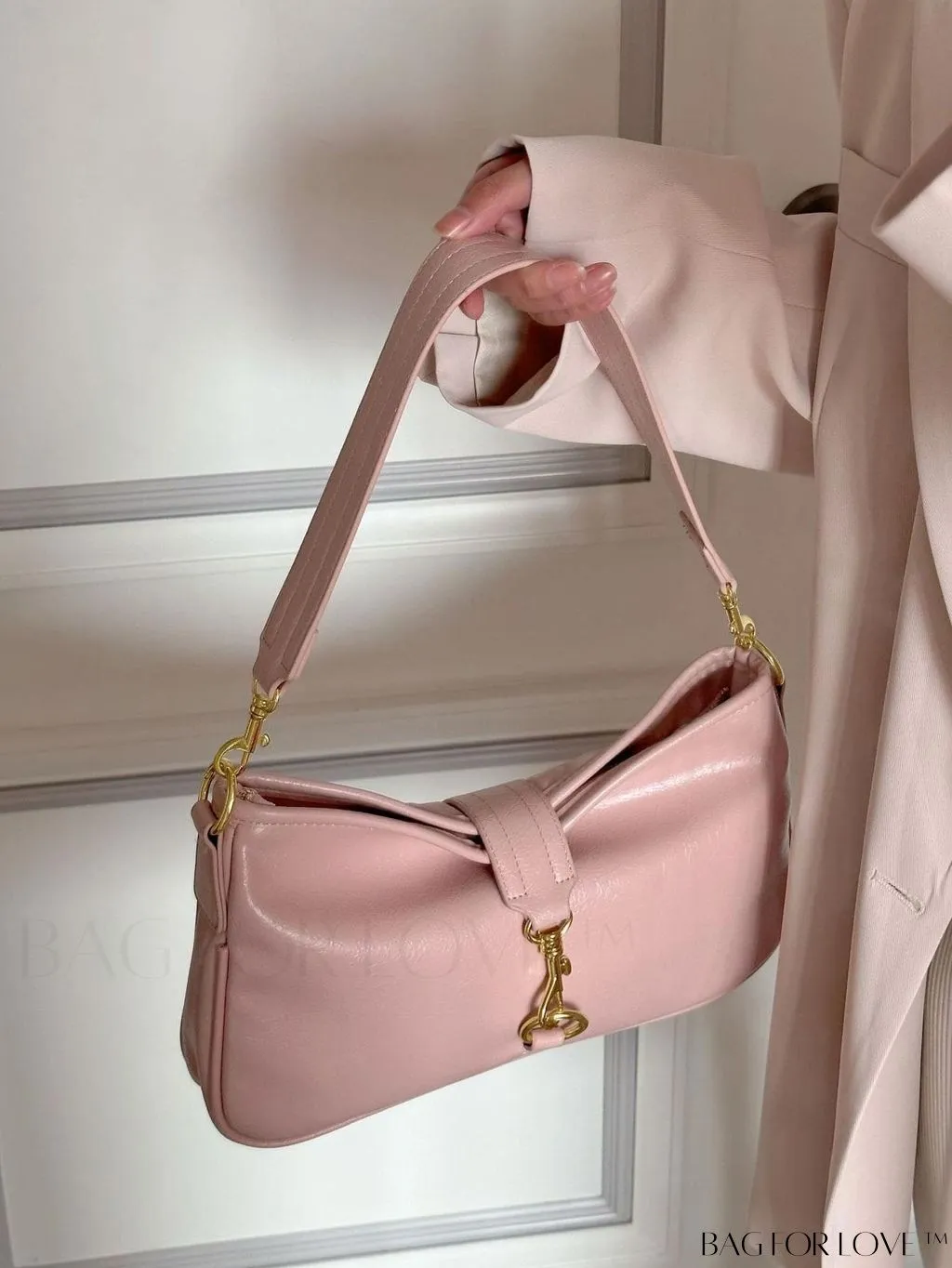 BagForLove - Stylish Pink PU Shoulder Bag - Timeless Vintage Design