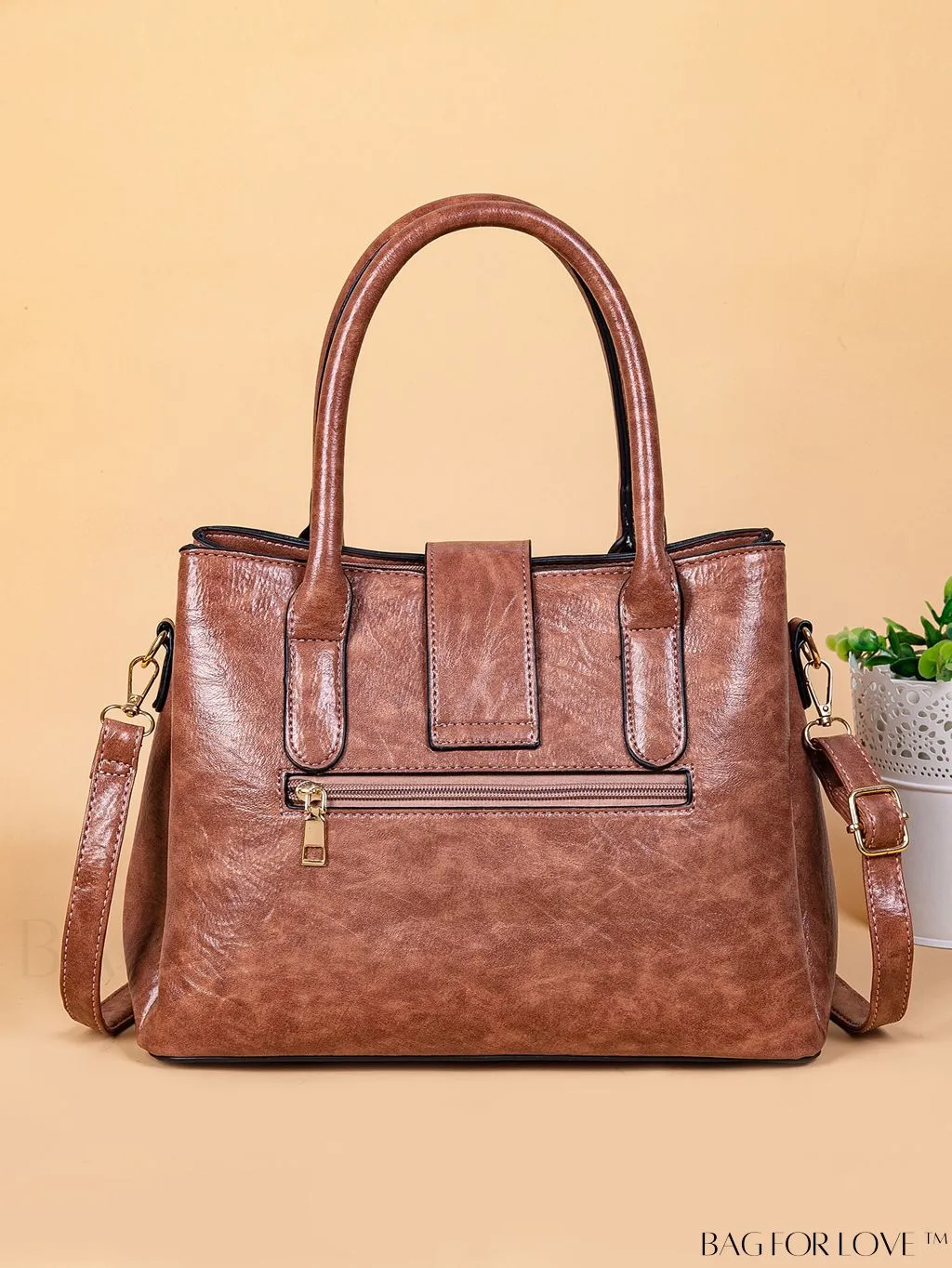 BagForLove - Vintage Crossbody Bag: Stylish, 3-Compartment Handbag for Women (2 pcs)