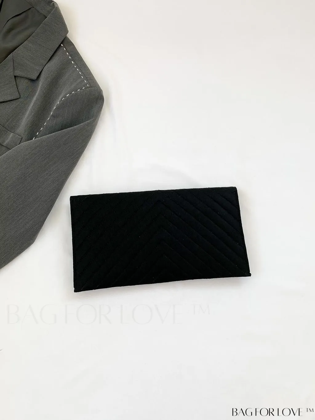 BagForLove - Womens Embossed V-shaped Clutch: Solid Color, Sleek & Lightweight Envelope Design