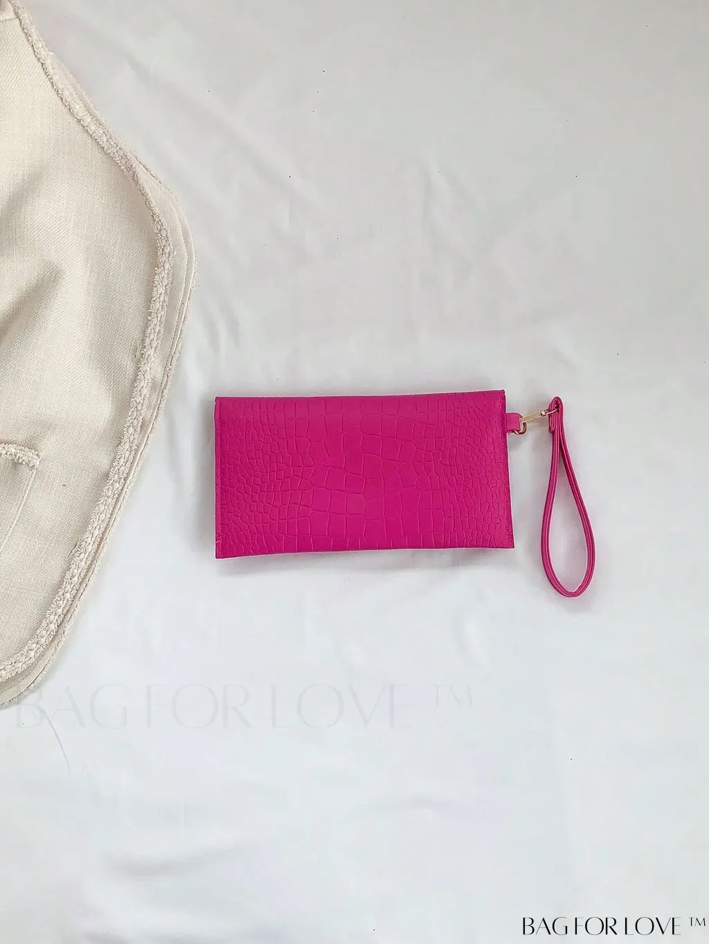 BagForLove - Womens PU Clutch Wrist Bag: Stylish Solid Color Handbag for Fashionable Convenience