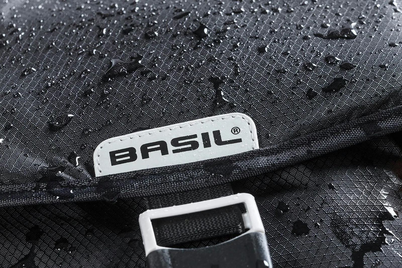 Basil Miles Daypack w/LED 17L Black Lime