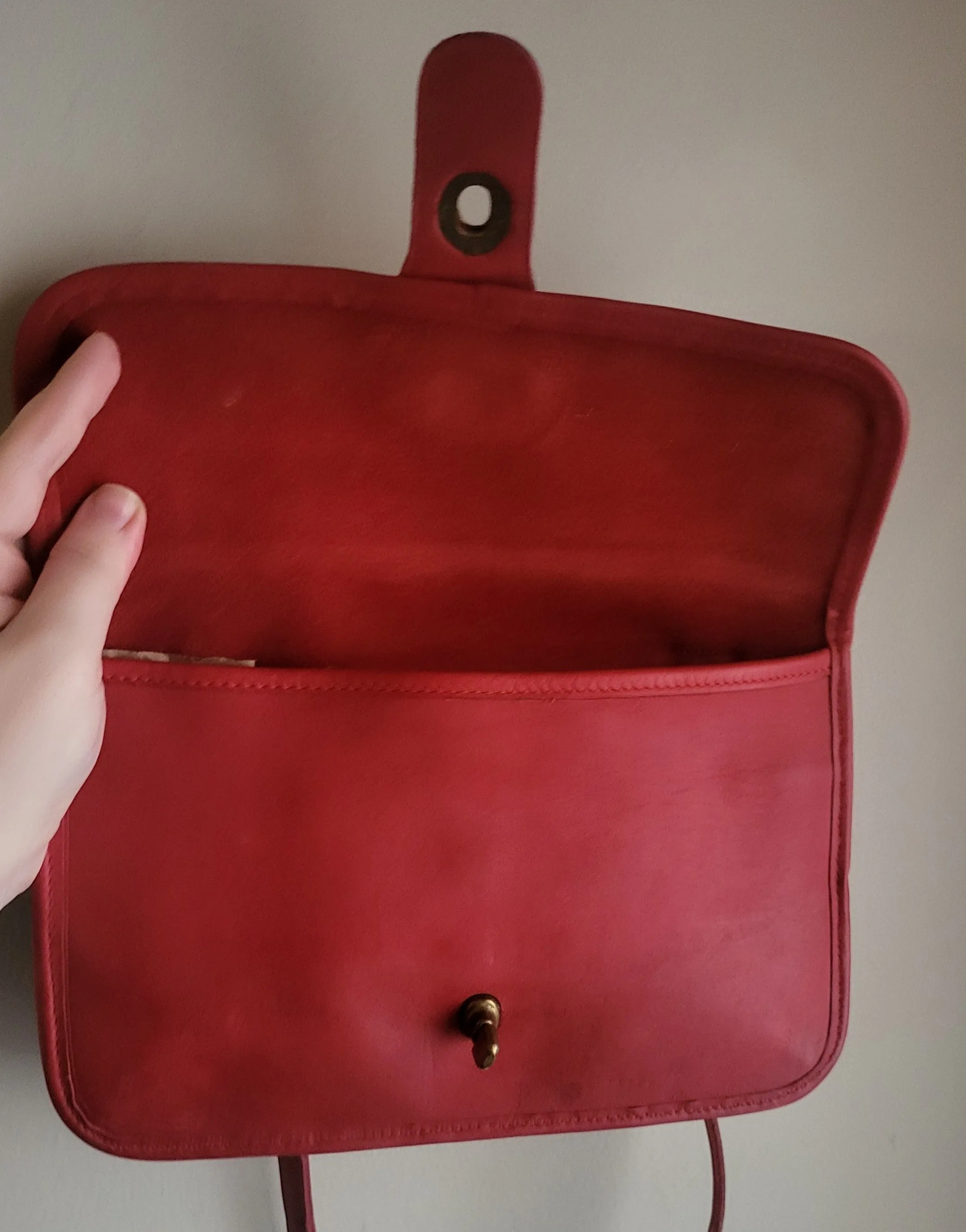 Bonnie Cashin Twin Turnlock	Red