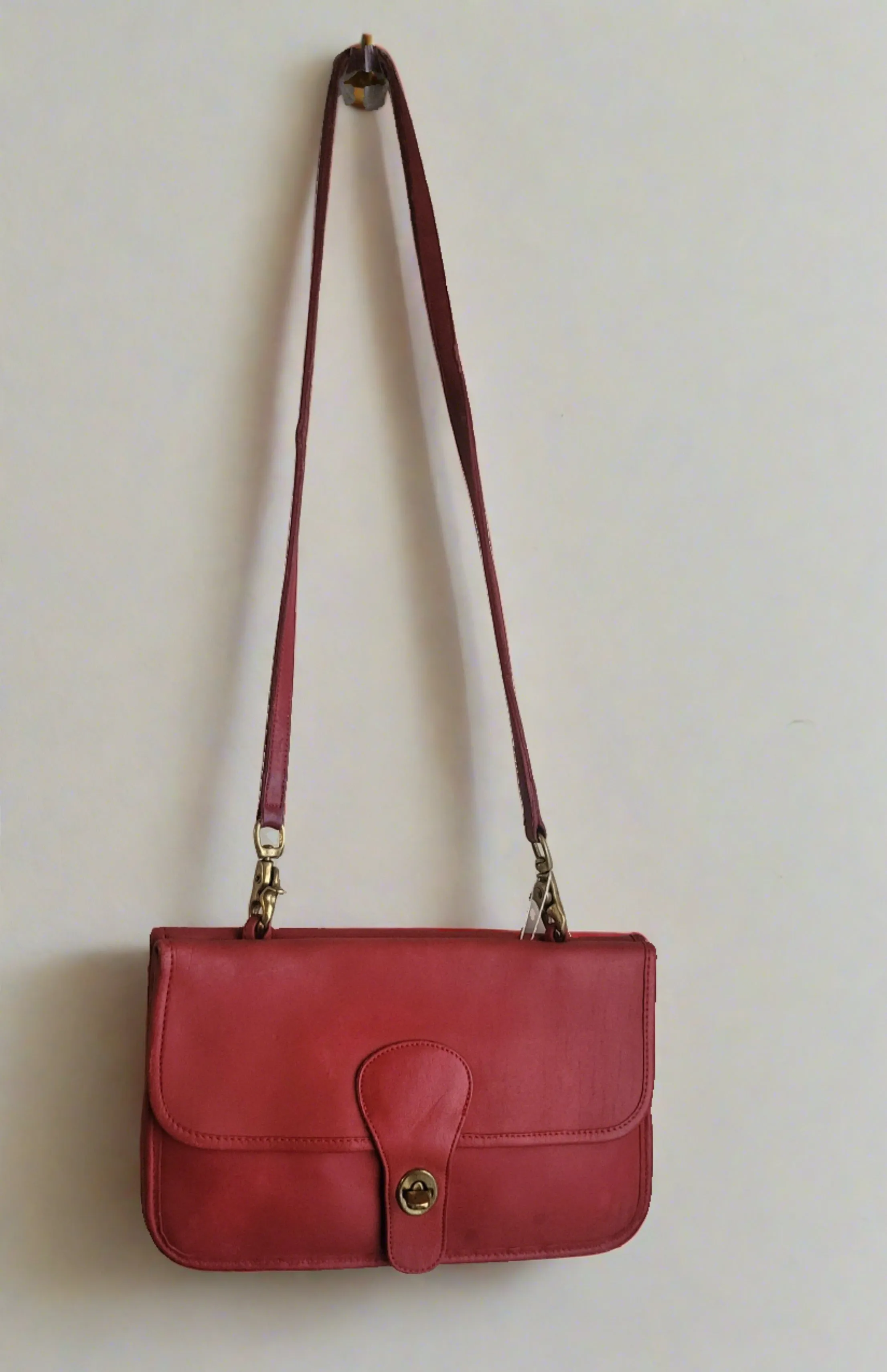 Bonnie Cashin Twin Turnlock	Red