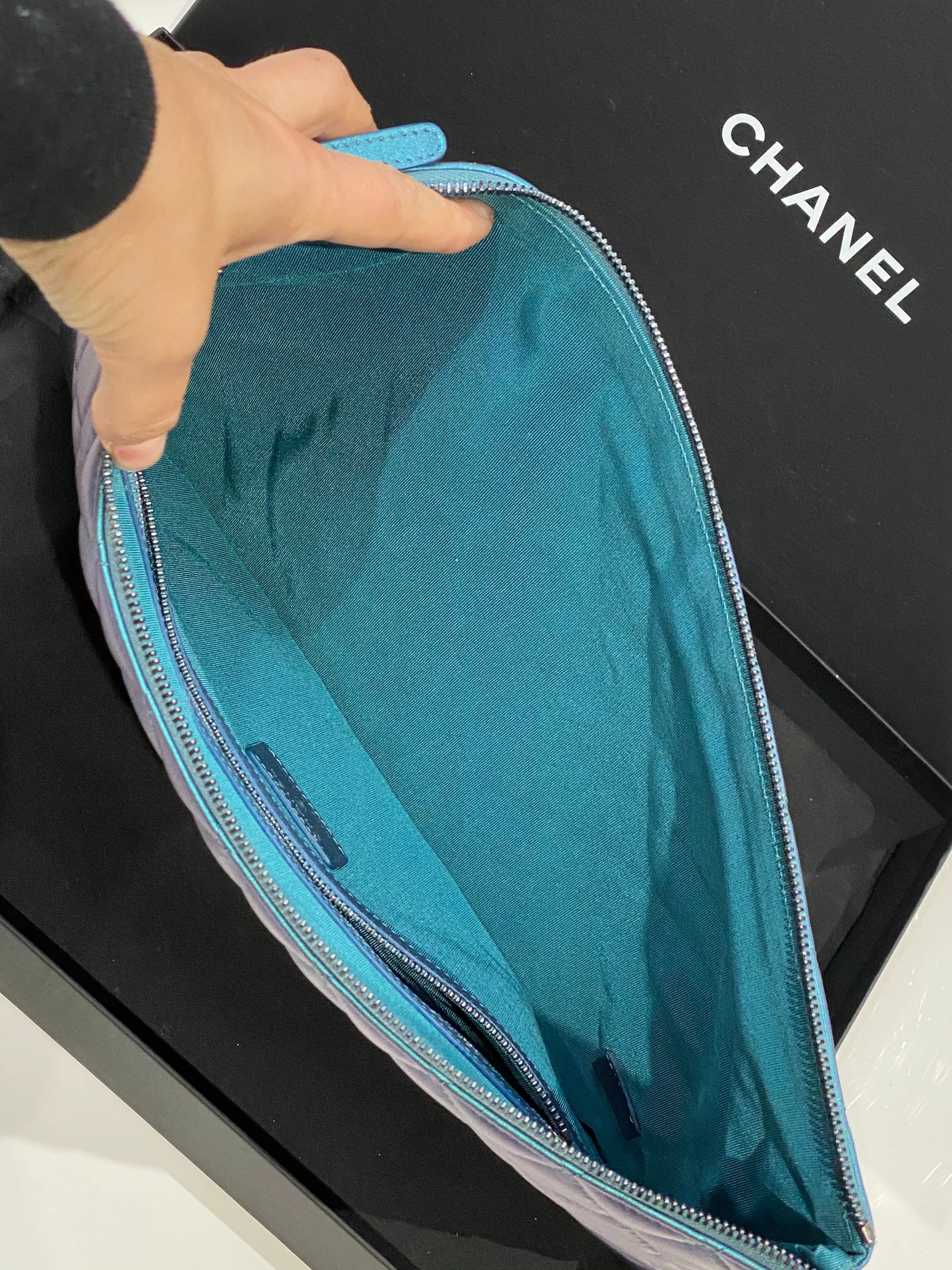 Chanel Beauty CC O-Case- Metallic Lambskin Turquoise