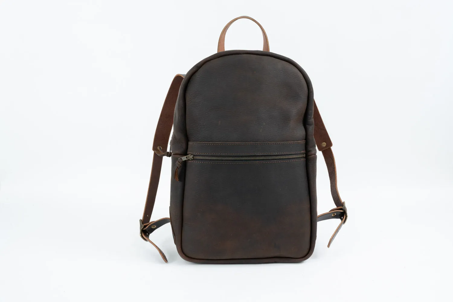 CLASSIC ZIPPERED LEATHER BACKPACK - MOCHA - IN STOCK