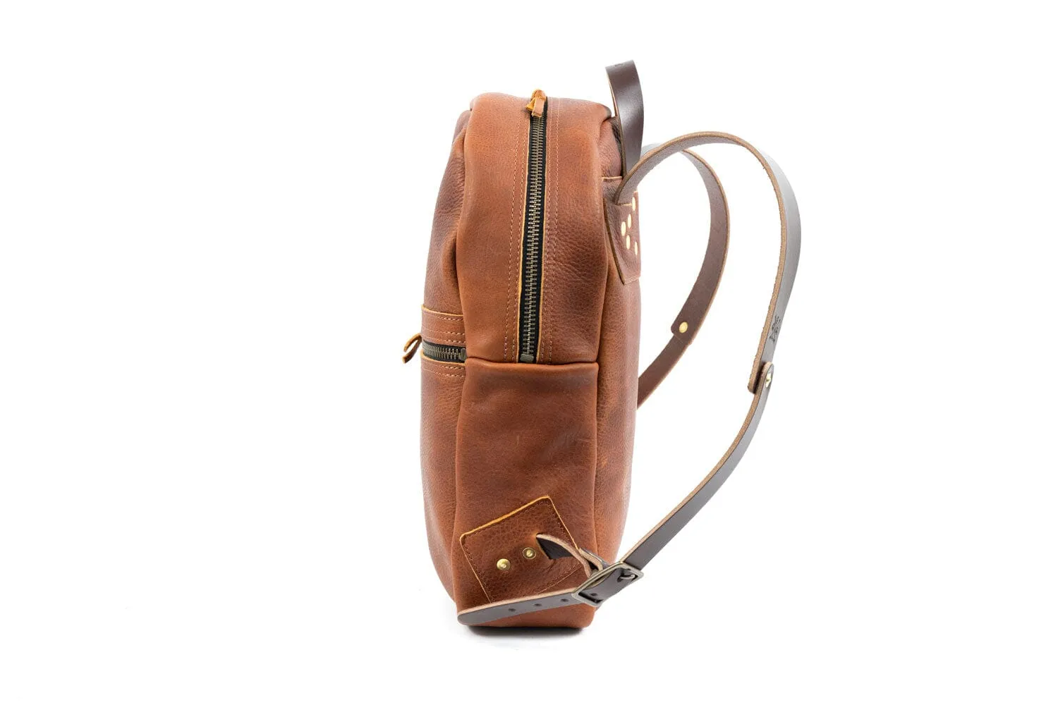 CLASSIC ZIPPERED LEATHER BACKPACK