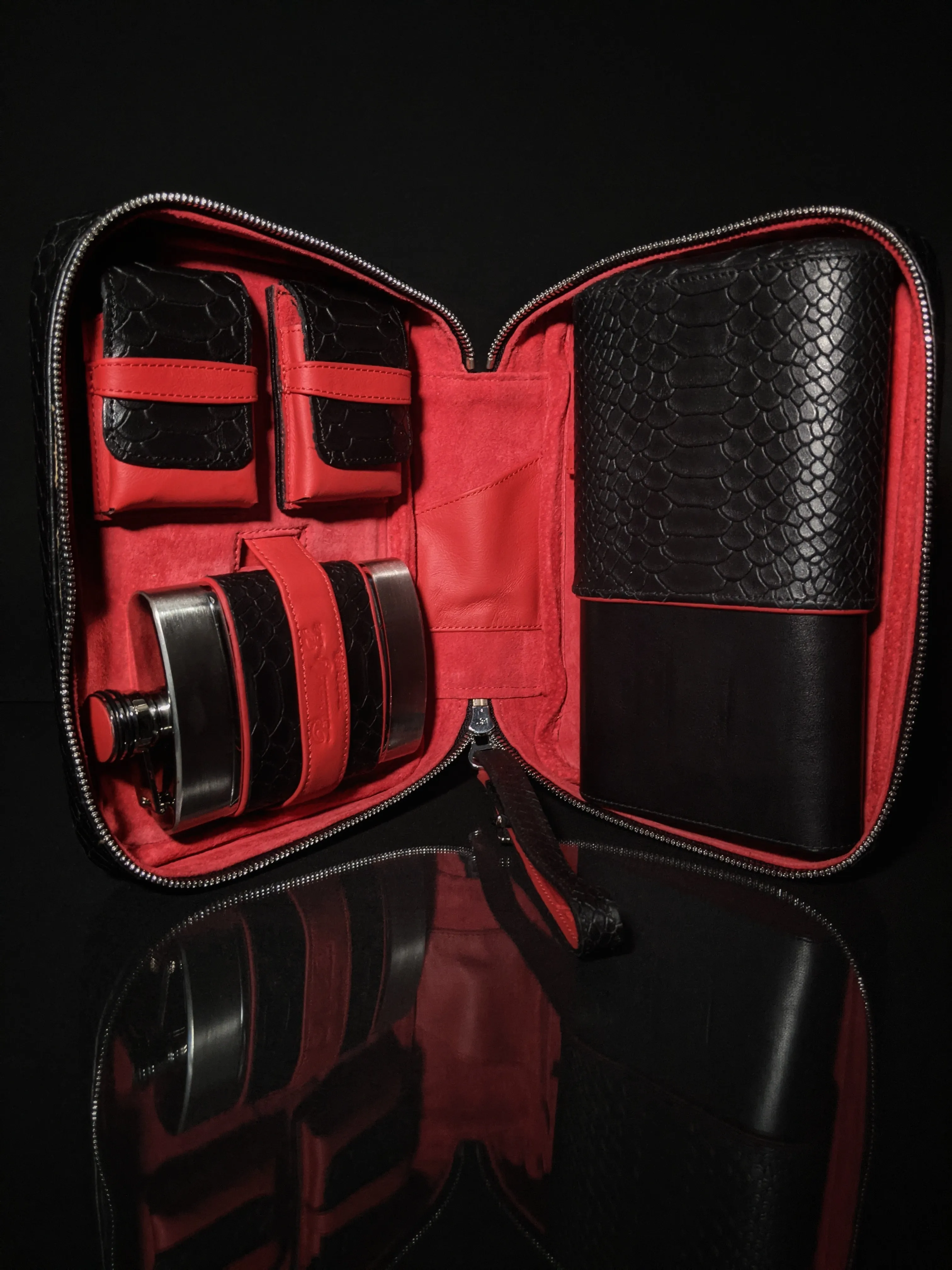 Copy of Brizard and Co Havana Traveler in Black Python Pattern and Red Leather with cutter