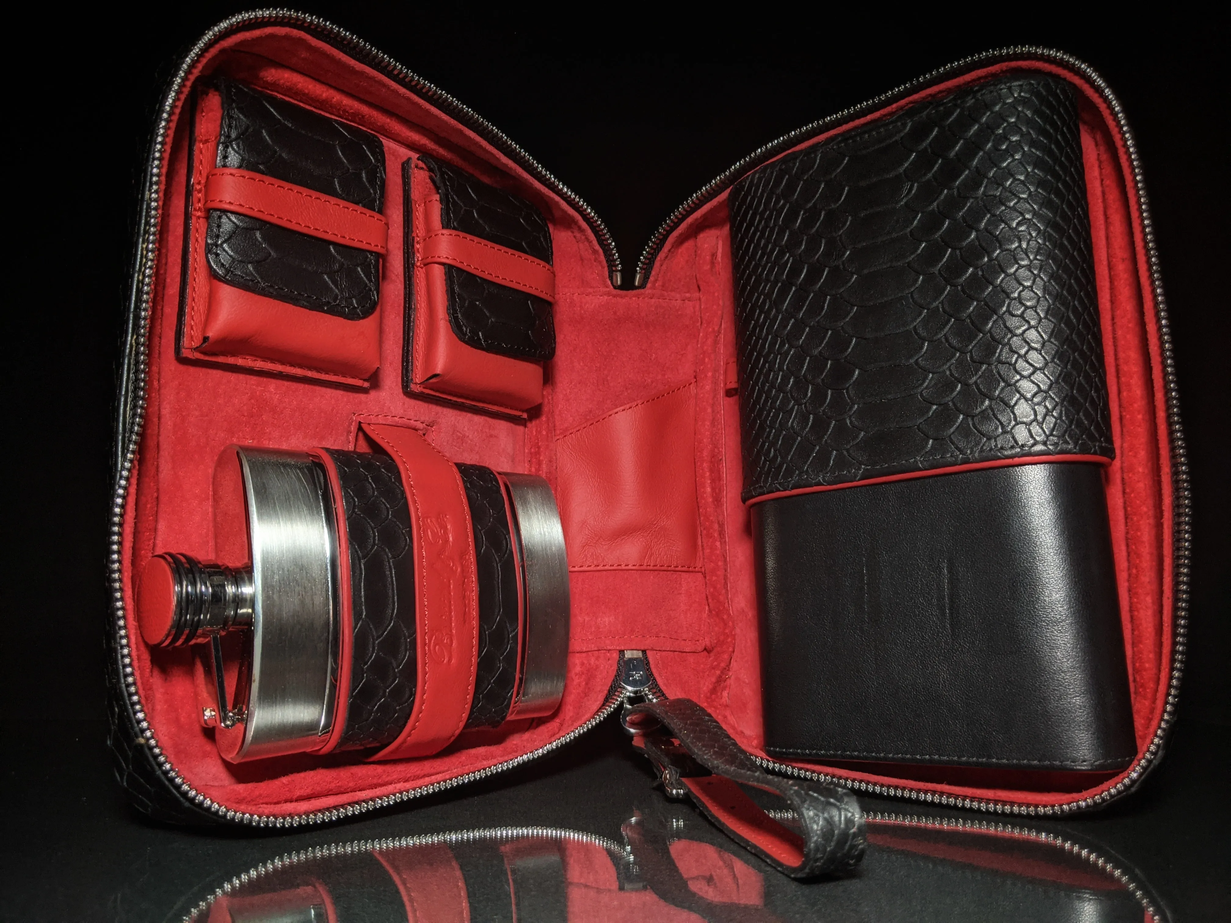 Copy of Brizard and Co Havana Traveler in Black Python Pattern and Red Leather with cutter