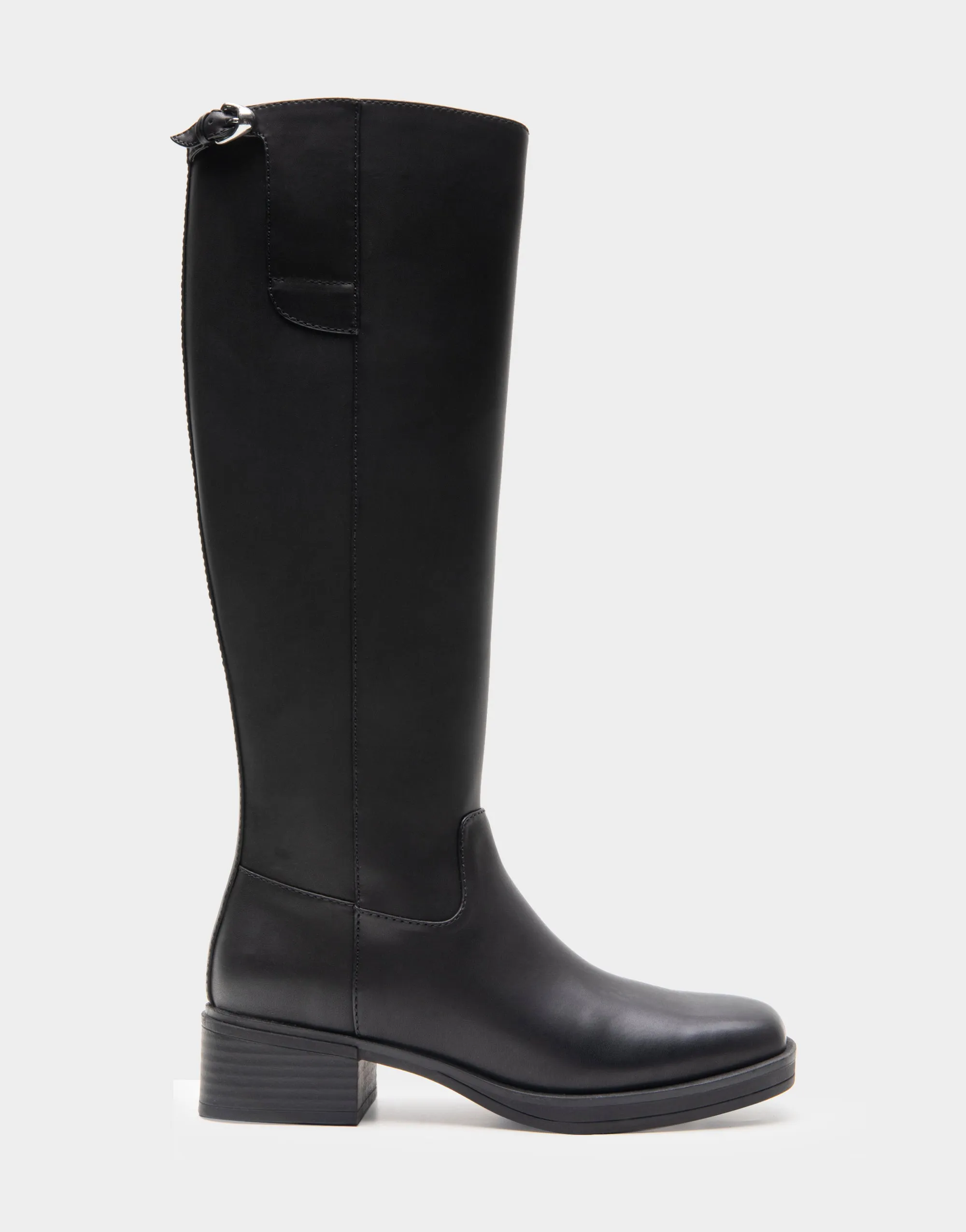 Della *FINAL SALE*