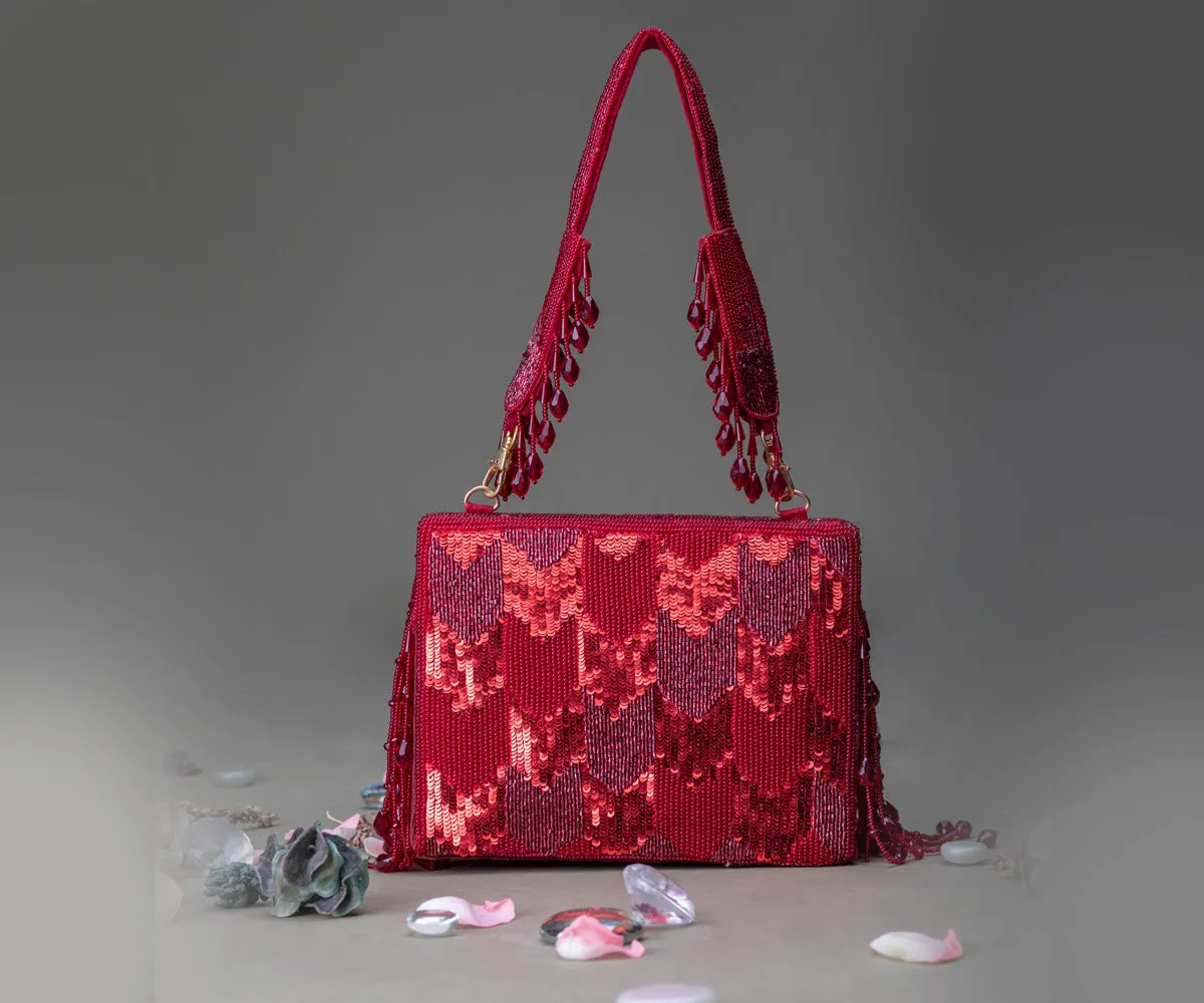 Dishi Clutch – Ruby Red