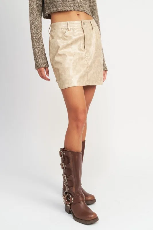 Emory Park FAUX LEATHER MINI SKIRT WITH SHORT HEM