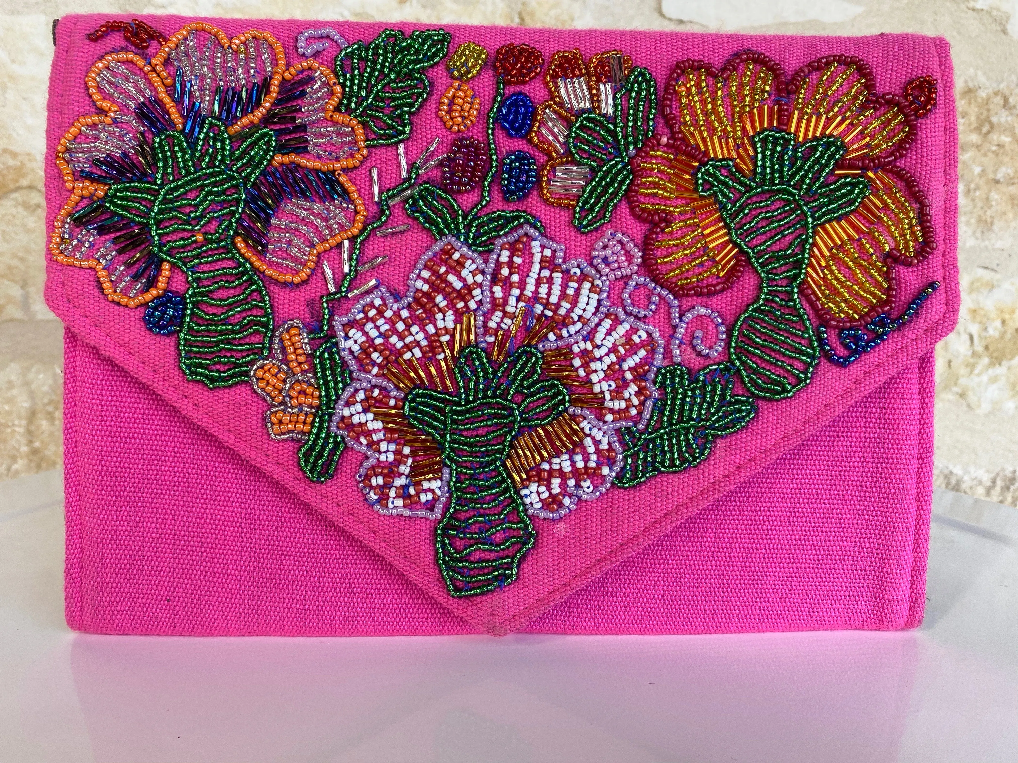 Fuchsia Beaded Chiapas Clutch