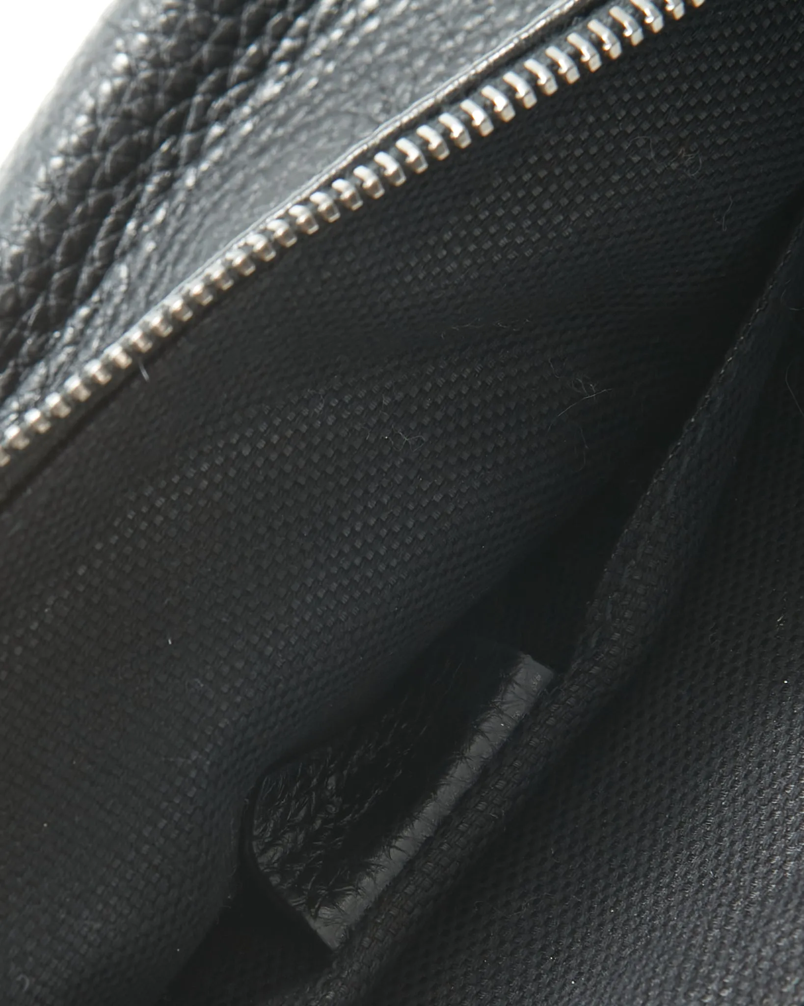 Gucci Black Pebbled Leather Sienna Tassel Clutch Pouch