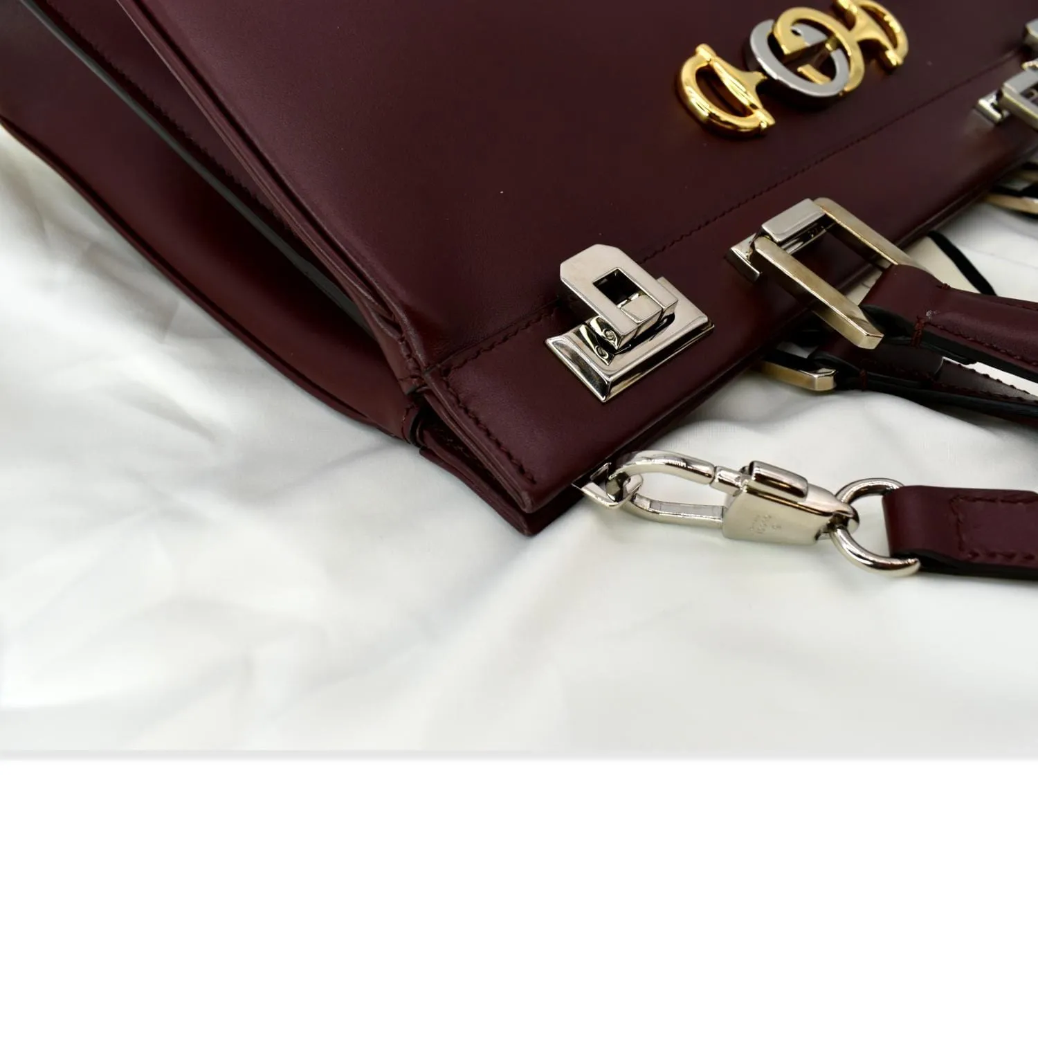 GUCCI Zumi Medium Leather Top Handle Bag Burgundy 564714