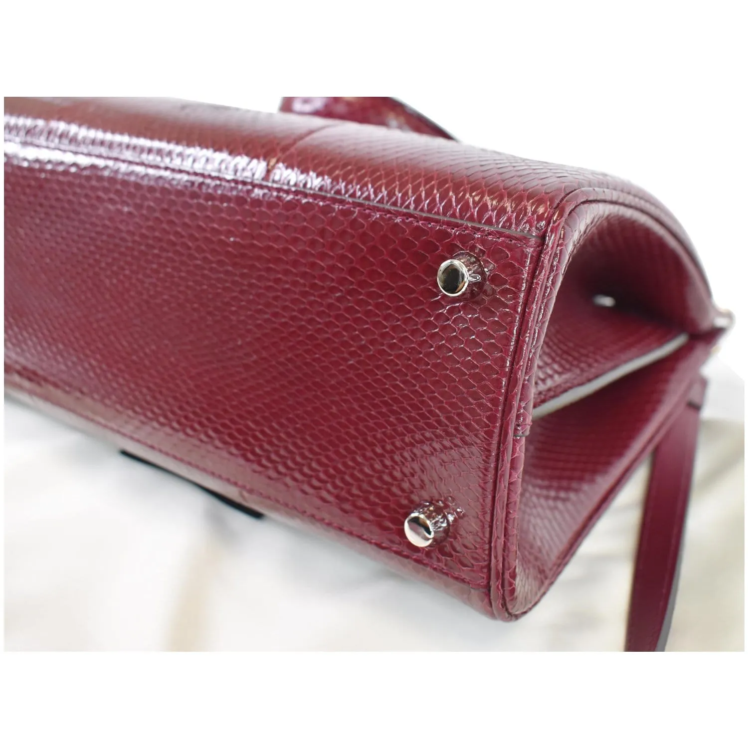 GUCCI Zumi Small Snakeskin Leather Top Handle Bag Bordeaux 569712
