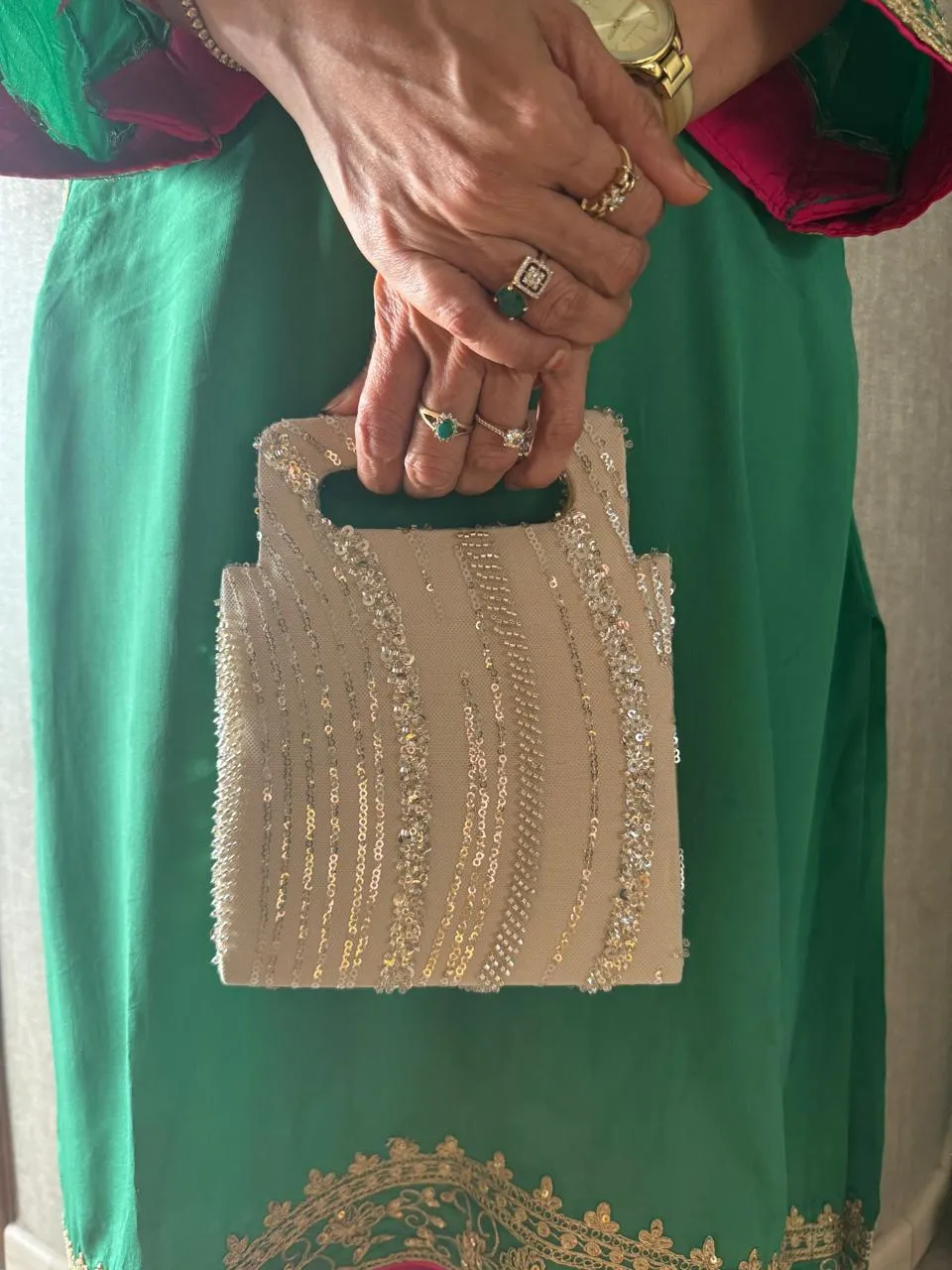 Hand-held Beaded jaal clutch