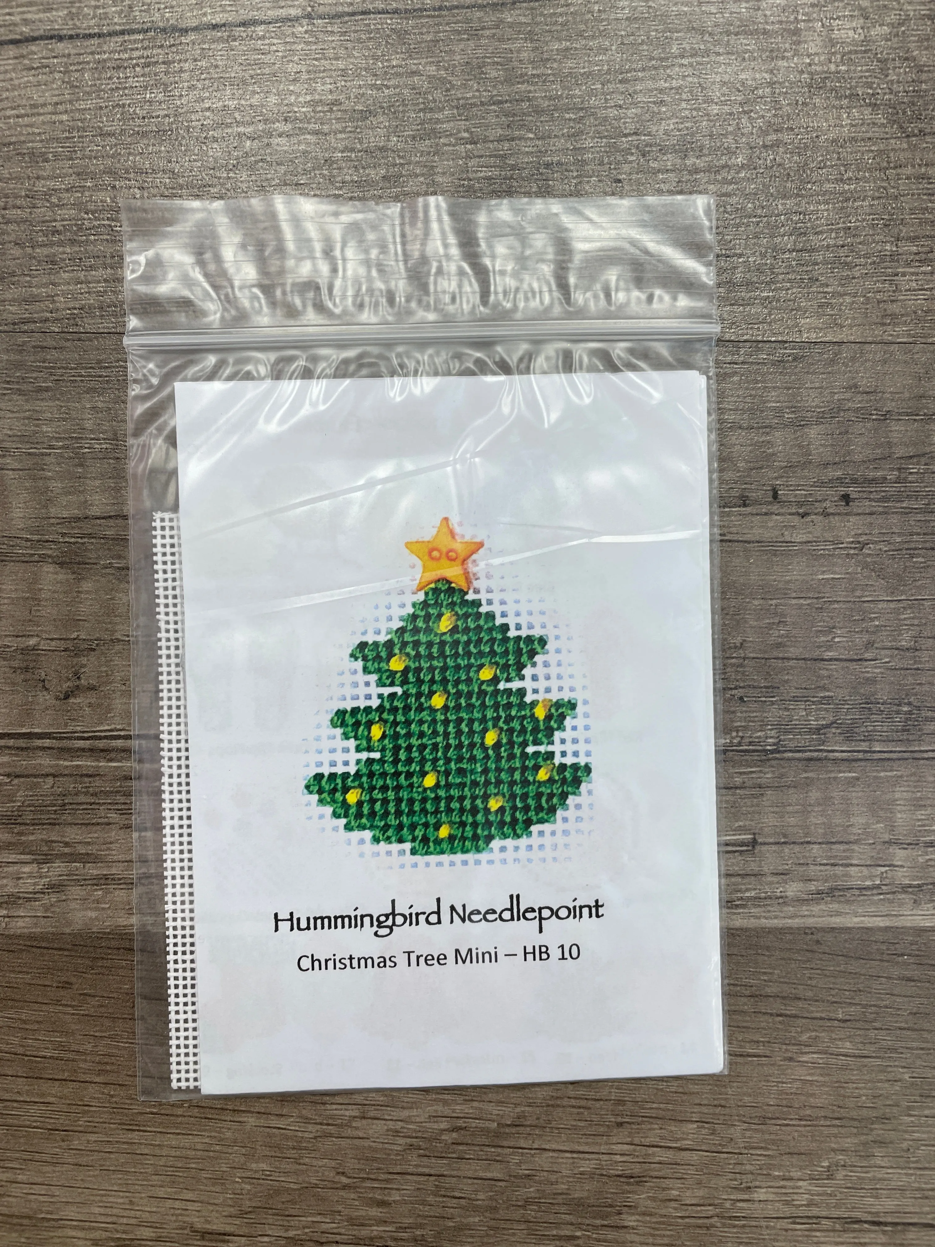 HB-10  - Mini - Christmas Tree