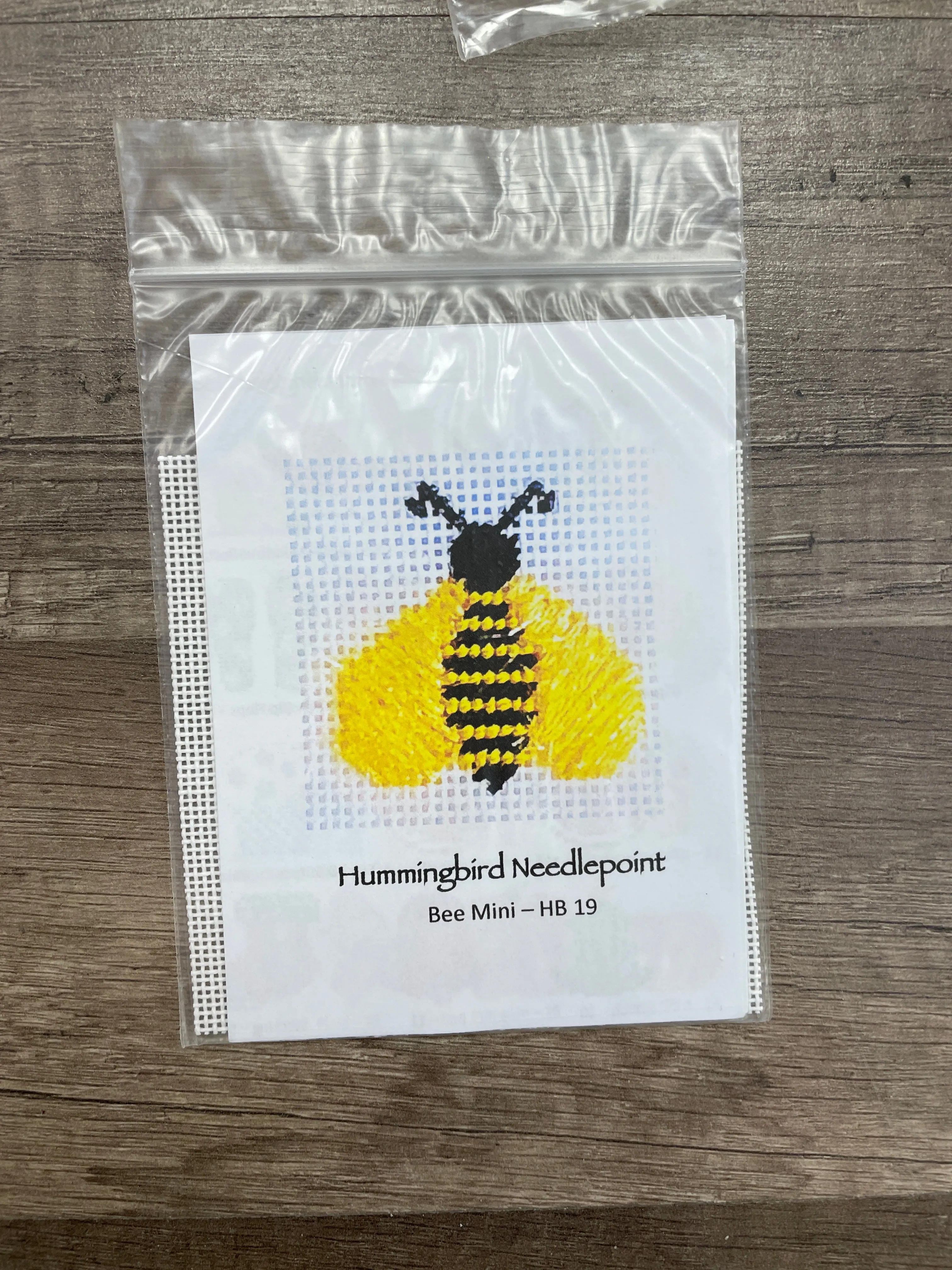 HB-19  - Mini - Bee