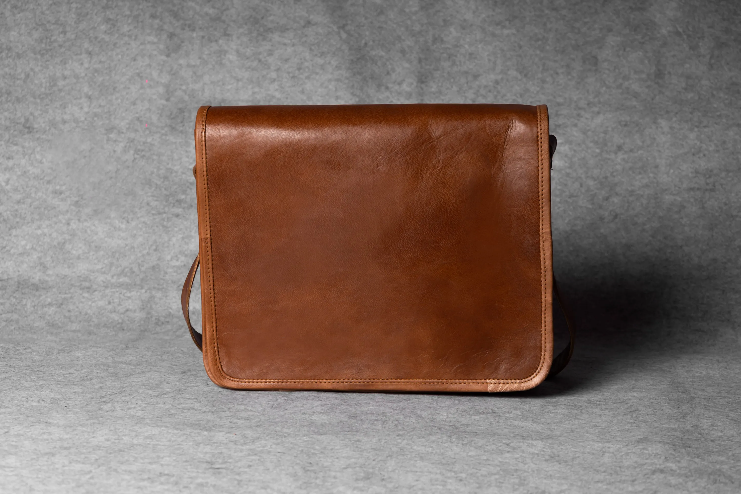 Keeper Leather Messenger Bag