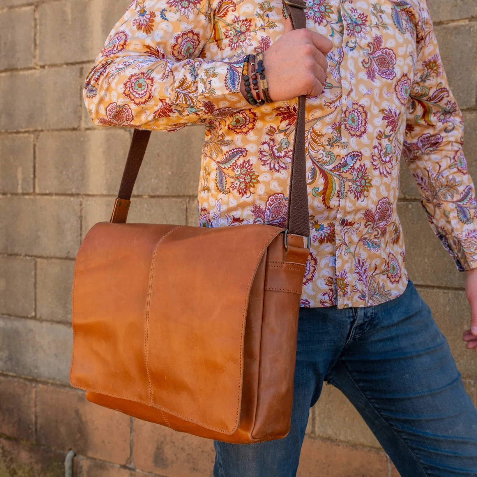 Leather Messenger Bag for Men - Lincoln 13