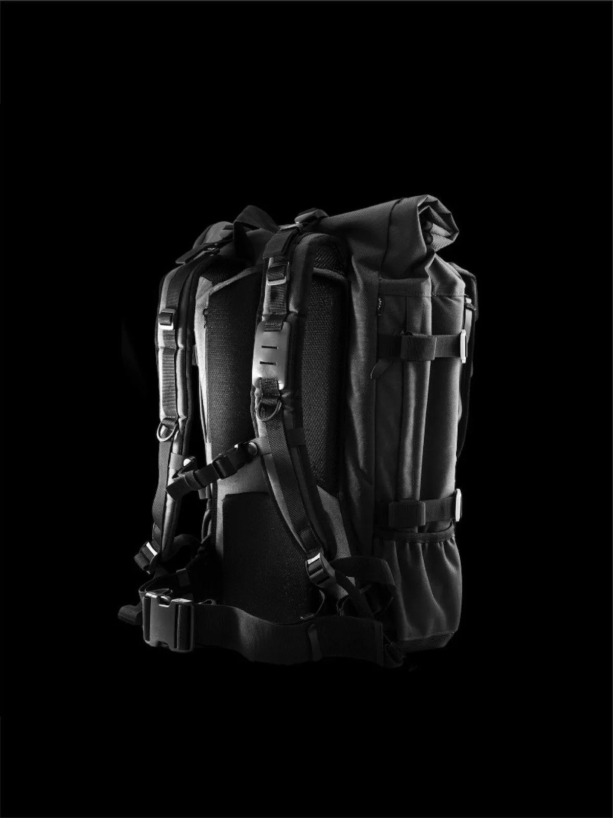 Life Behind Bars The Peloton Rolltop Backpack 30-42L Asphalt