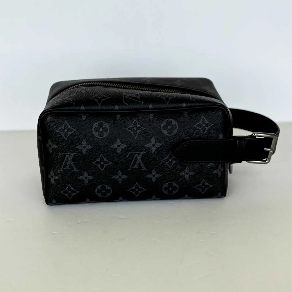 Locket Dopp Travel Kit