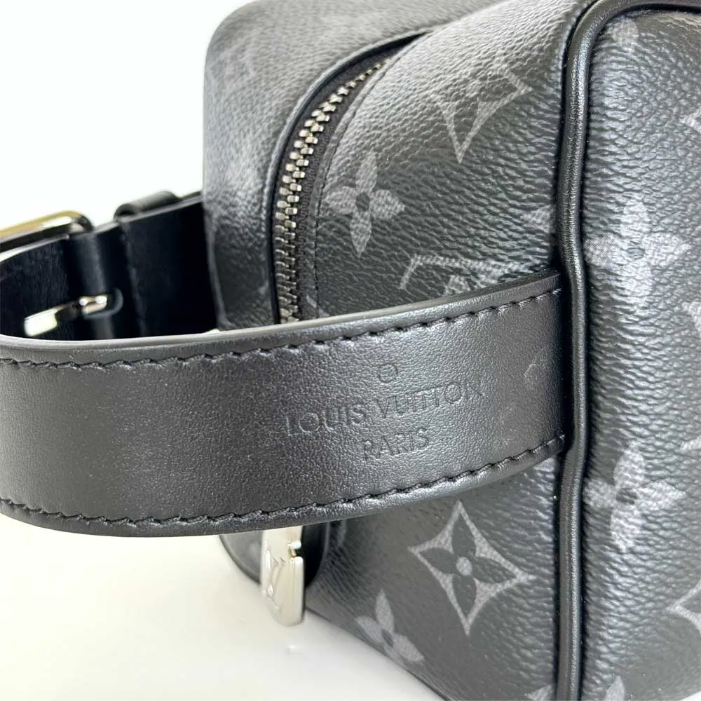 Locket Dopp Travel Kit