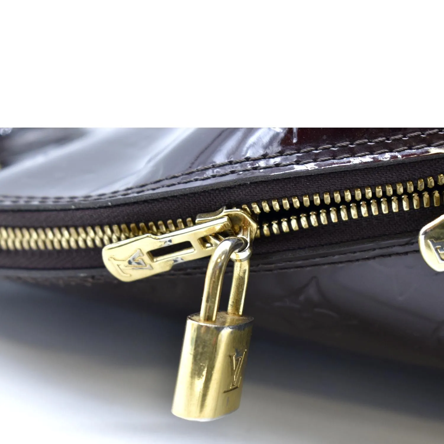 LOUIS VUITTON Alma GM Monogram Vernis Leather Satchel Bag Amarante