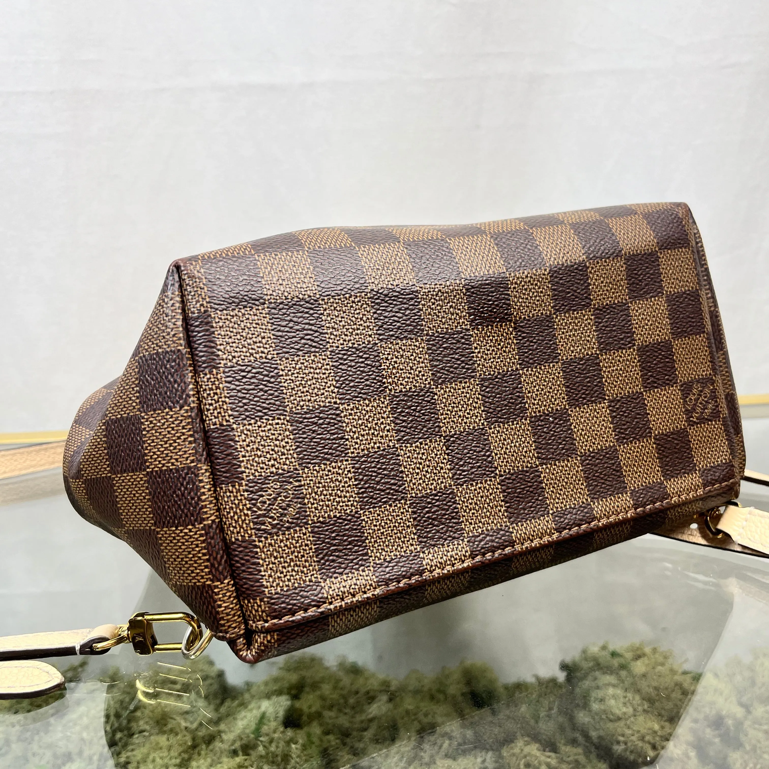 LOUIS VUITTON Clapton Creme Damier Ebene Canvas Backpack