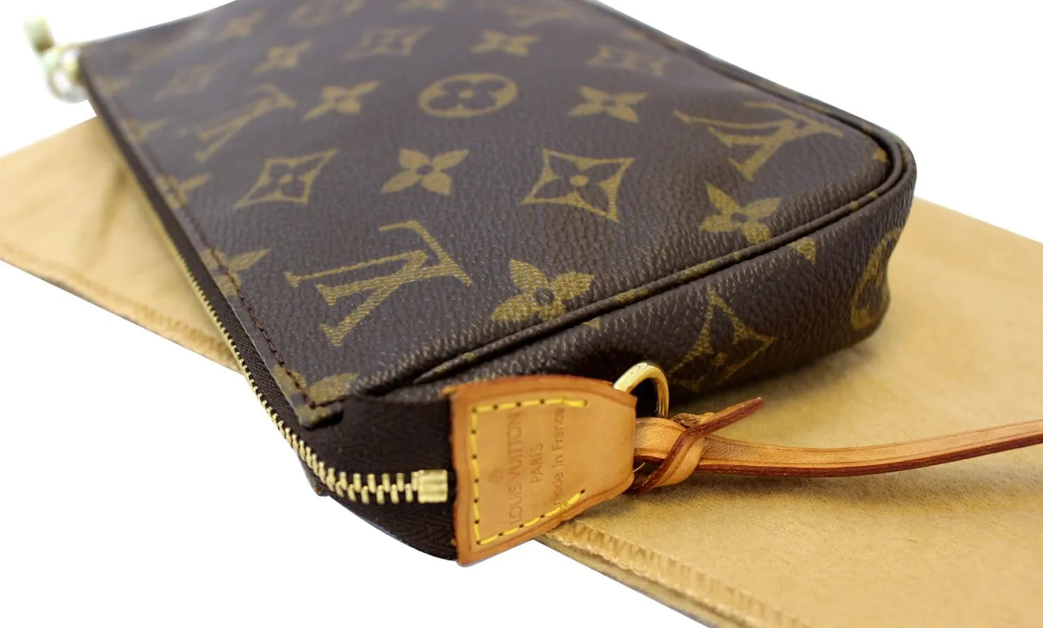 LOUIS VUITTON Monogram Canvas Pochette Accessoires Pouch