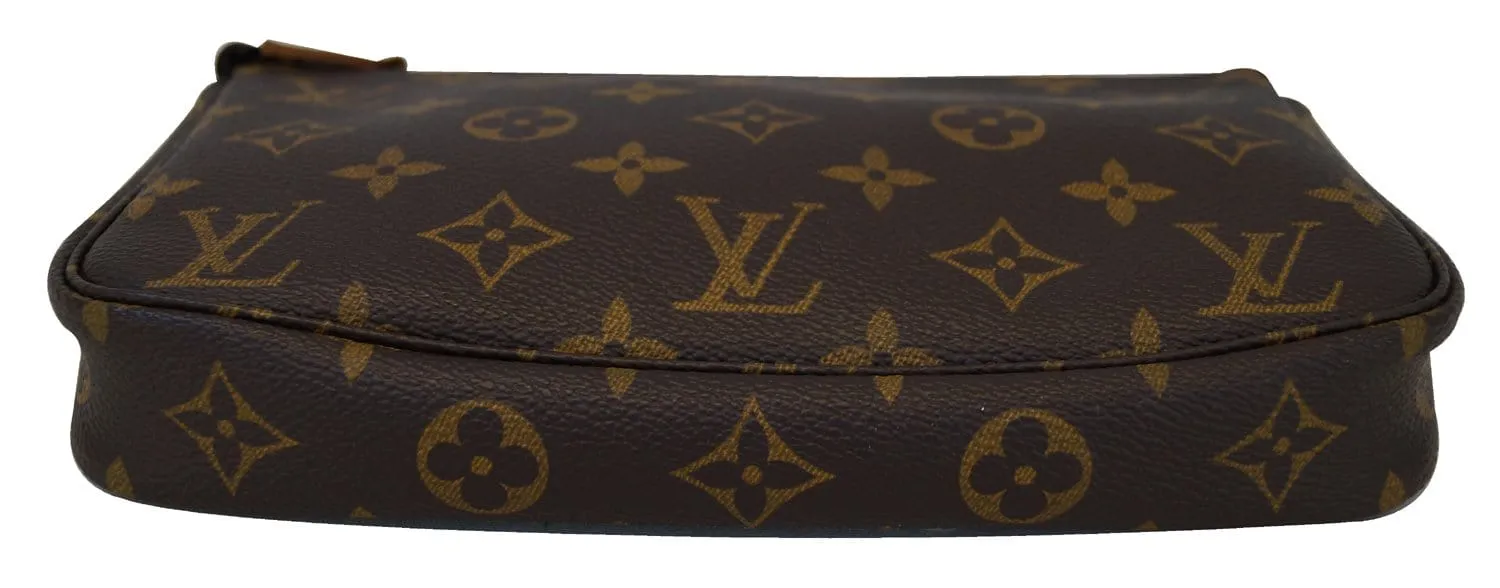 LOUIS VUITTON Monogram Pochette Accessoires Pouch