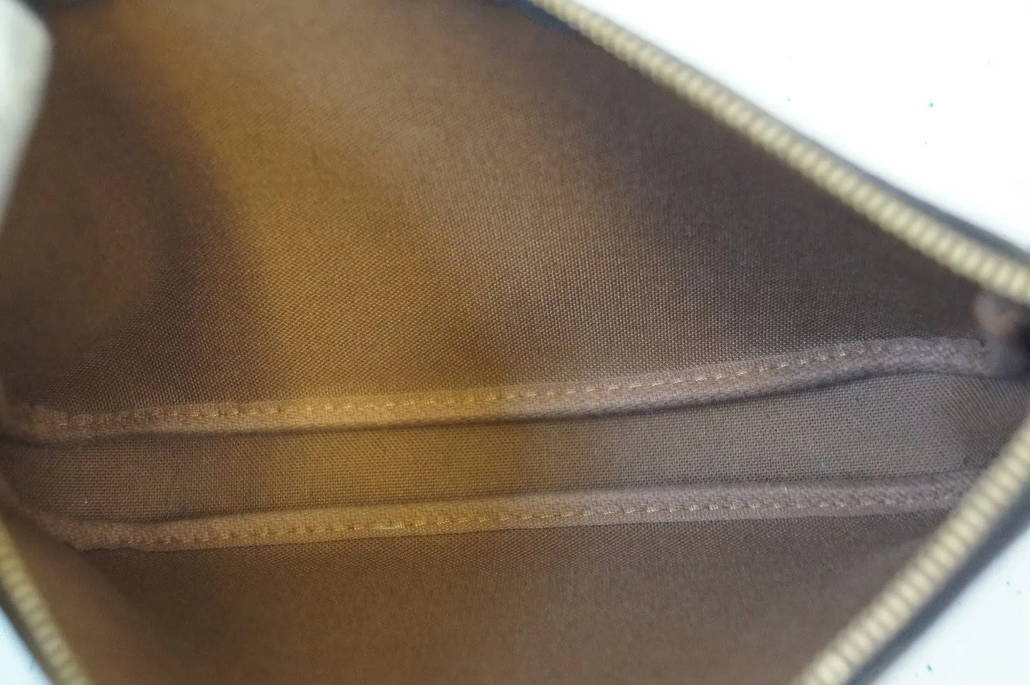 LOUIS VUITTON Monogram Pochette Accessoires Pouch