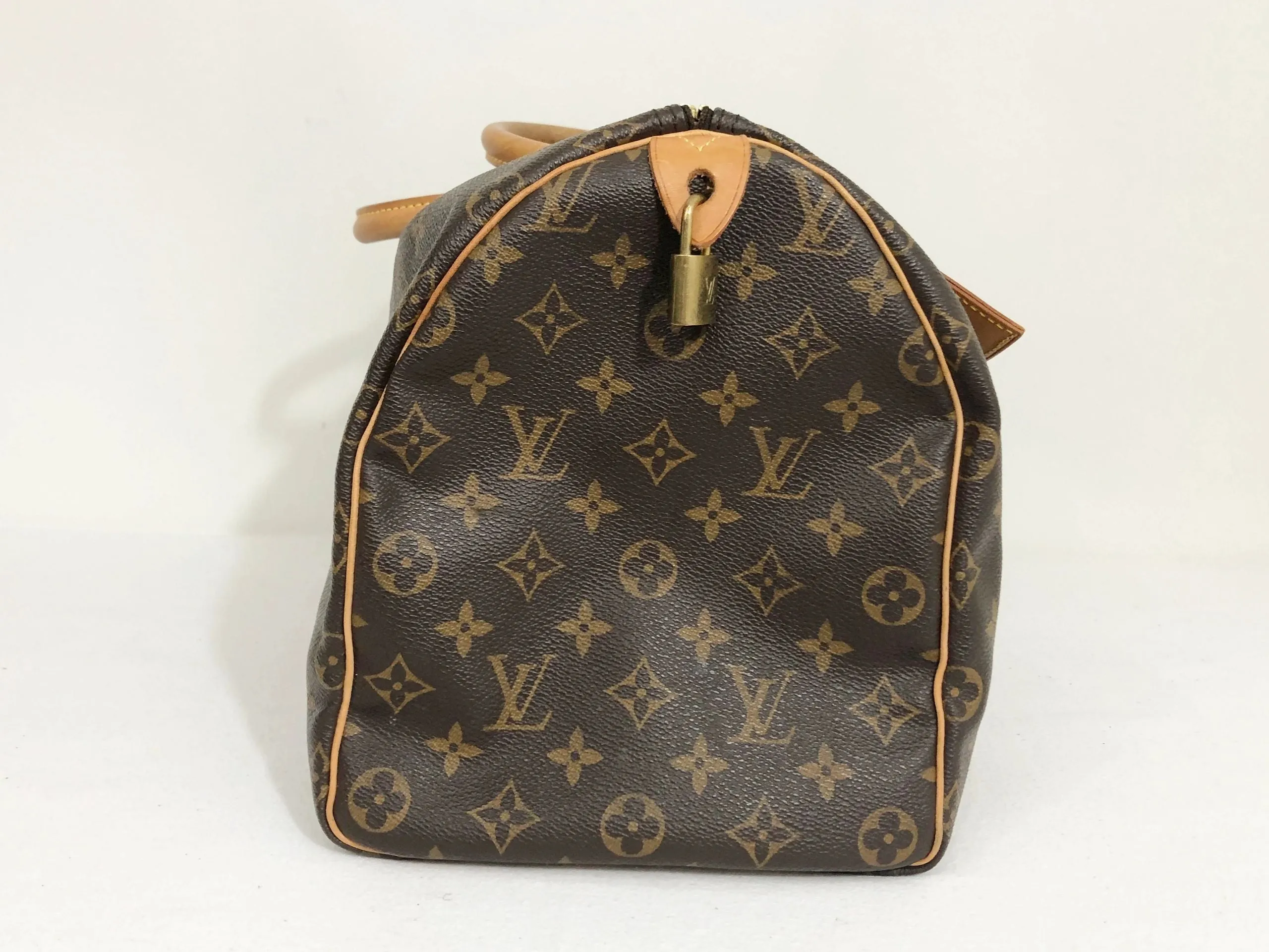 Louis Vuitton Monogram Speedy 40
