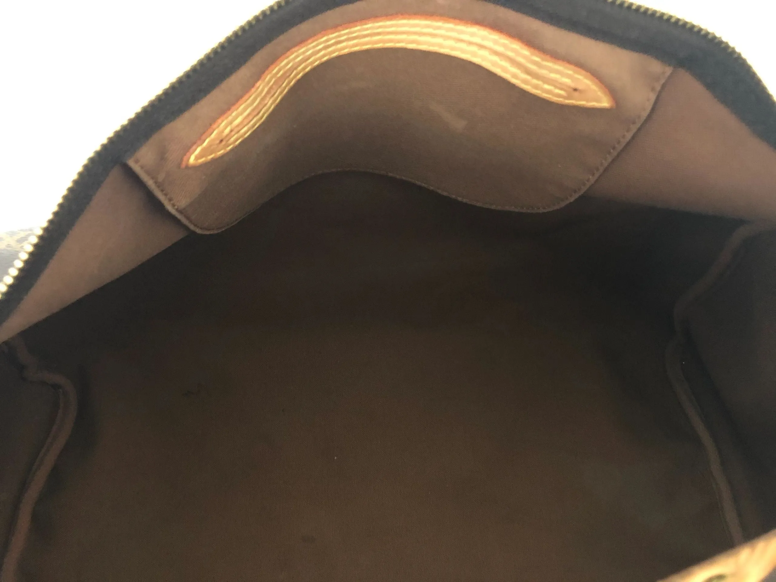 Louis Vuitton Monogram Speedy 40