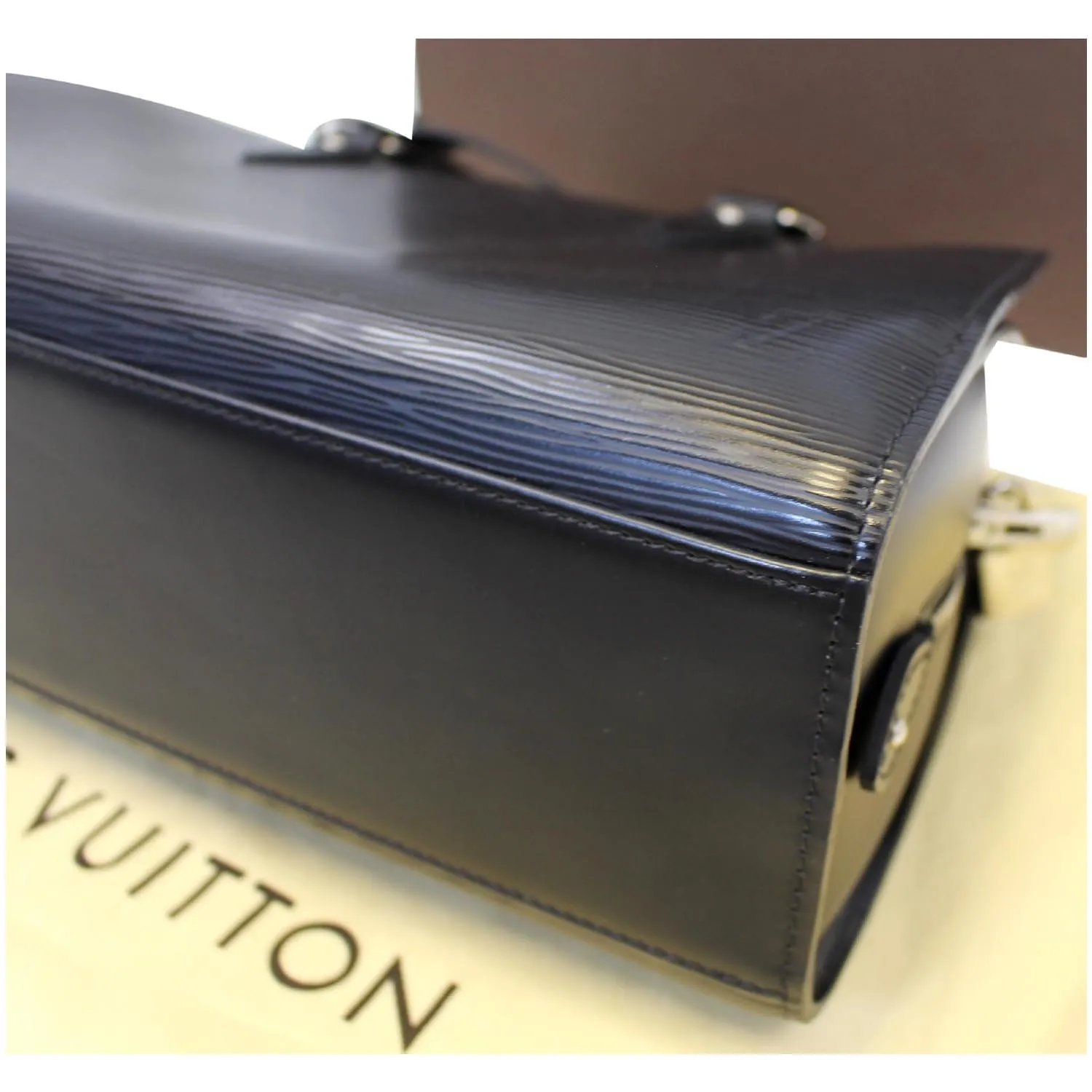 LOUIS VUITTON Pont Neuf PM Epi Leather Satchel Bag Black