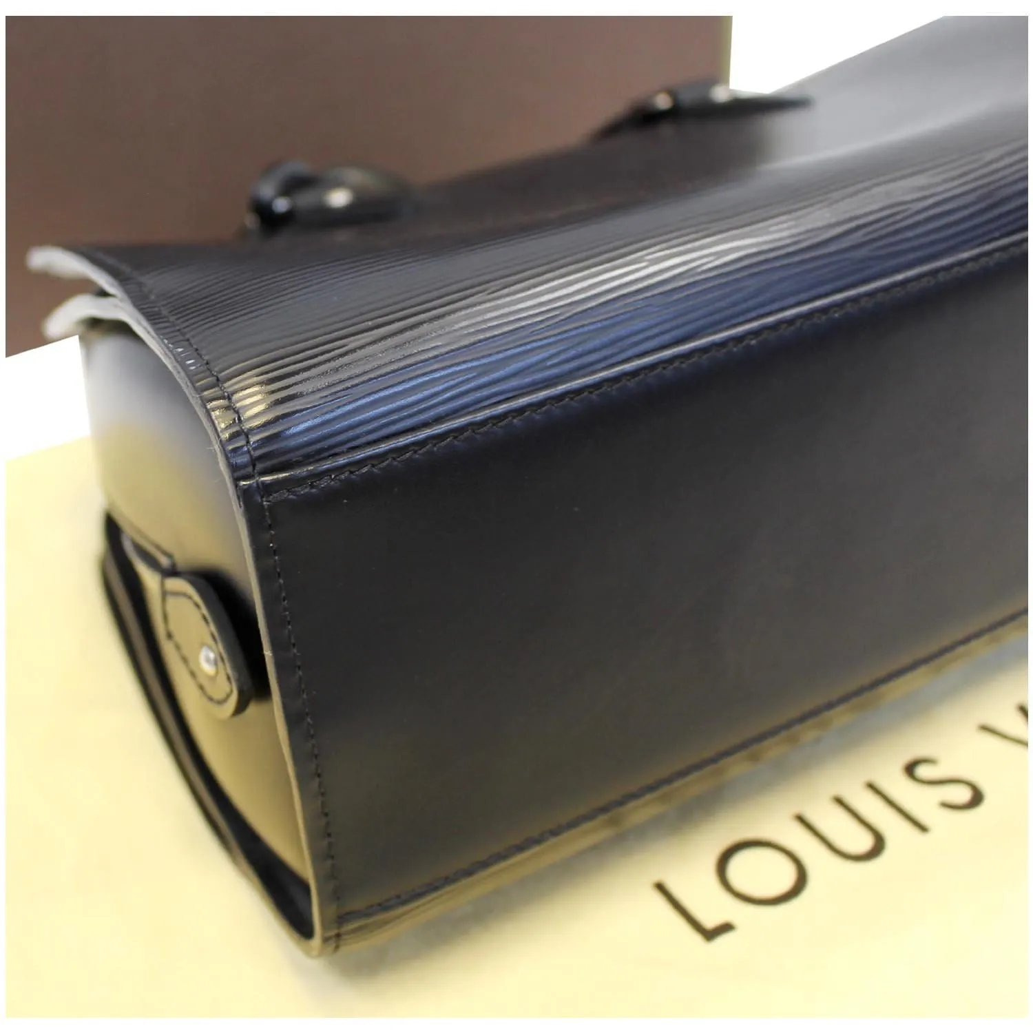 LOUIS VUITTON Pont Neuf PM Epi Leather Satchel Bag Black