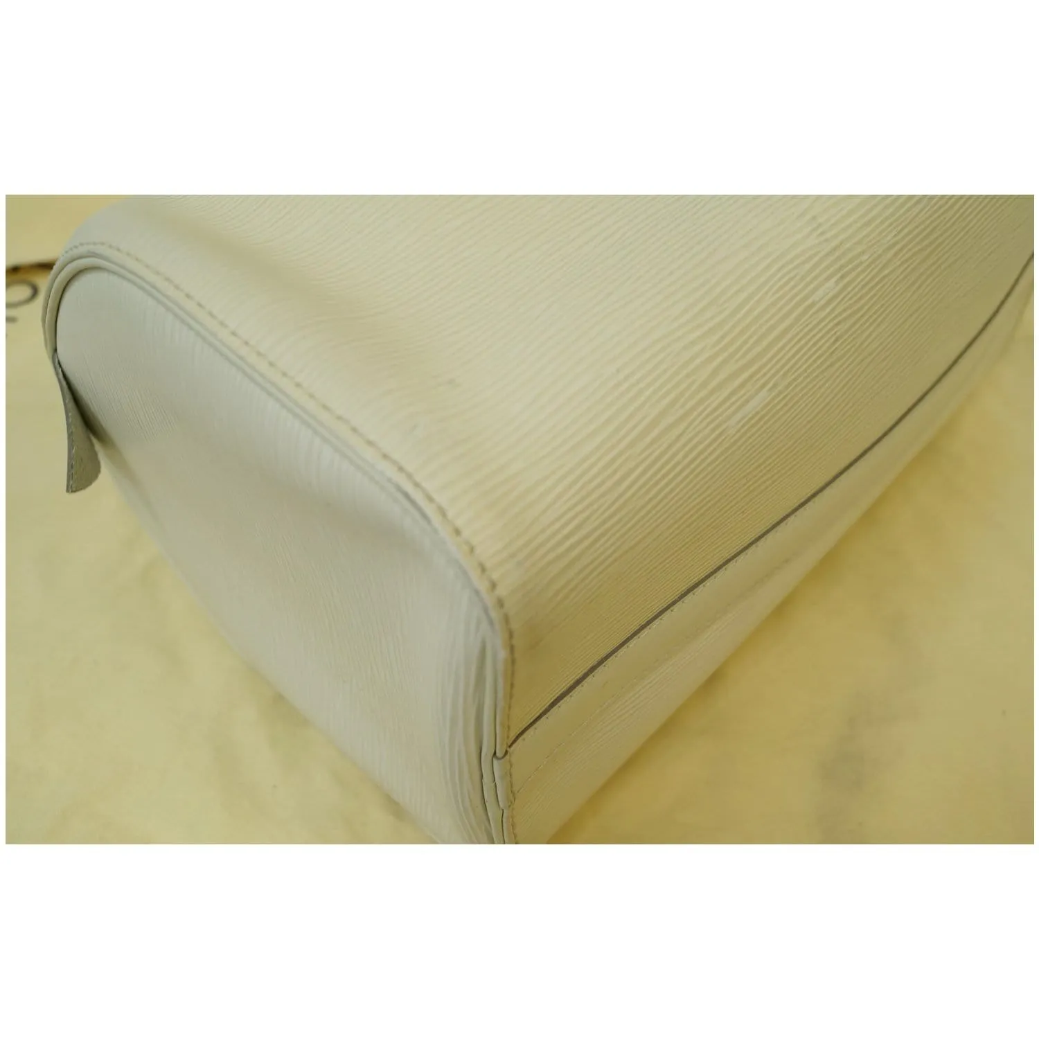 LOUIS VUITTON Speedy 30 Epi Leather Satchel Bag Ivory